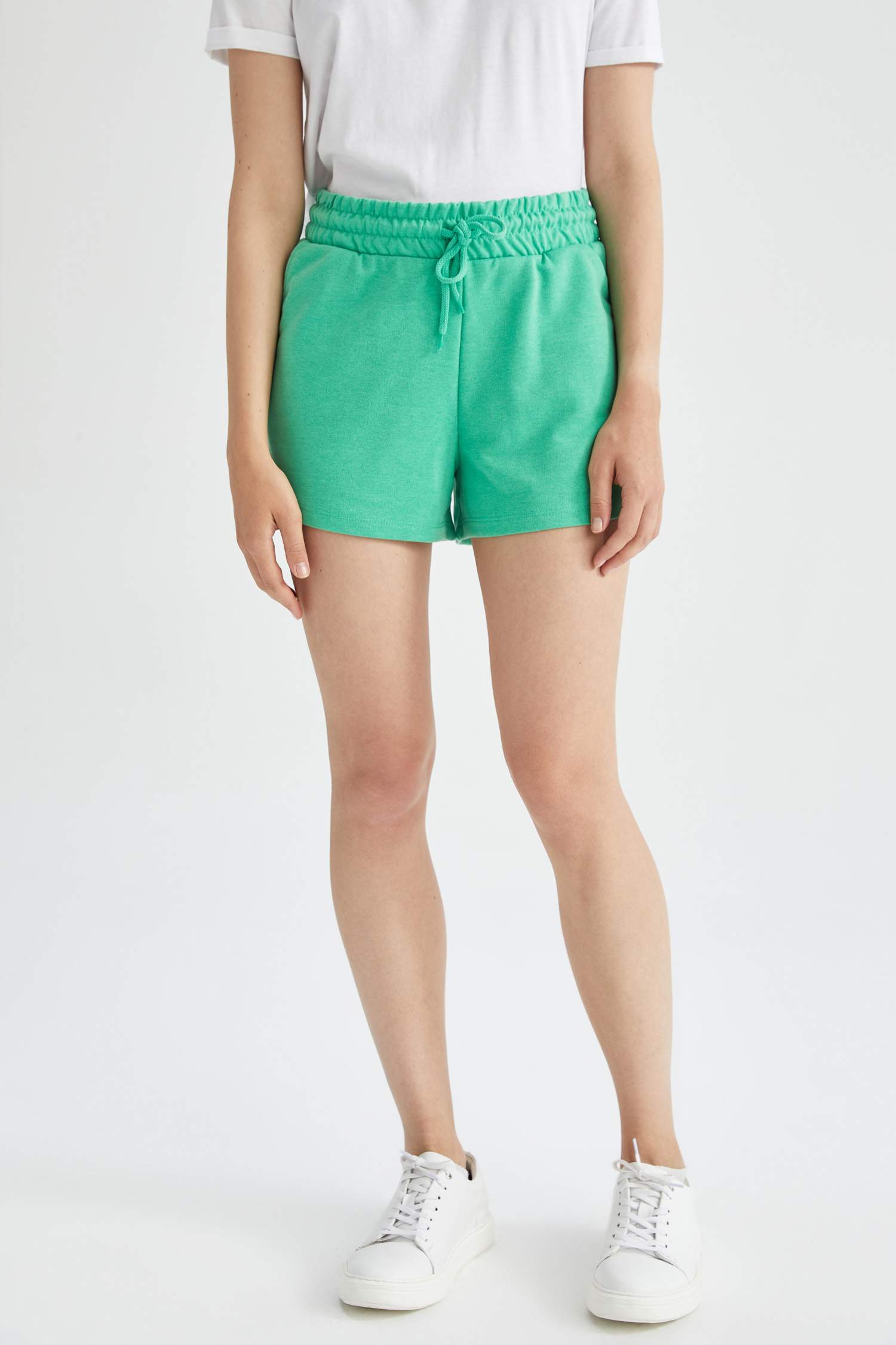 Шорты стандартного кроя