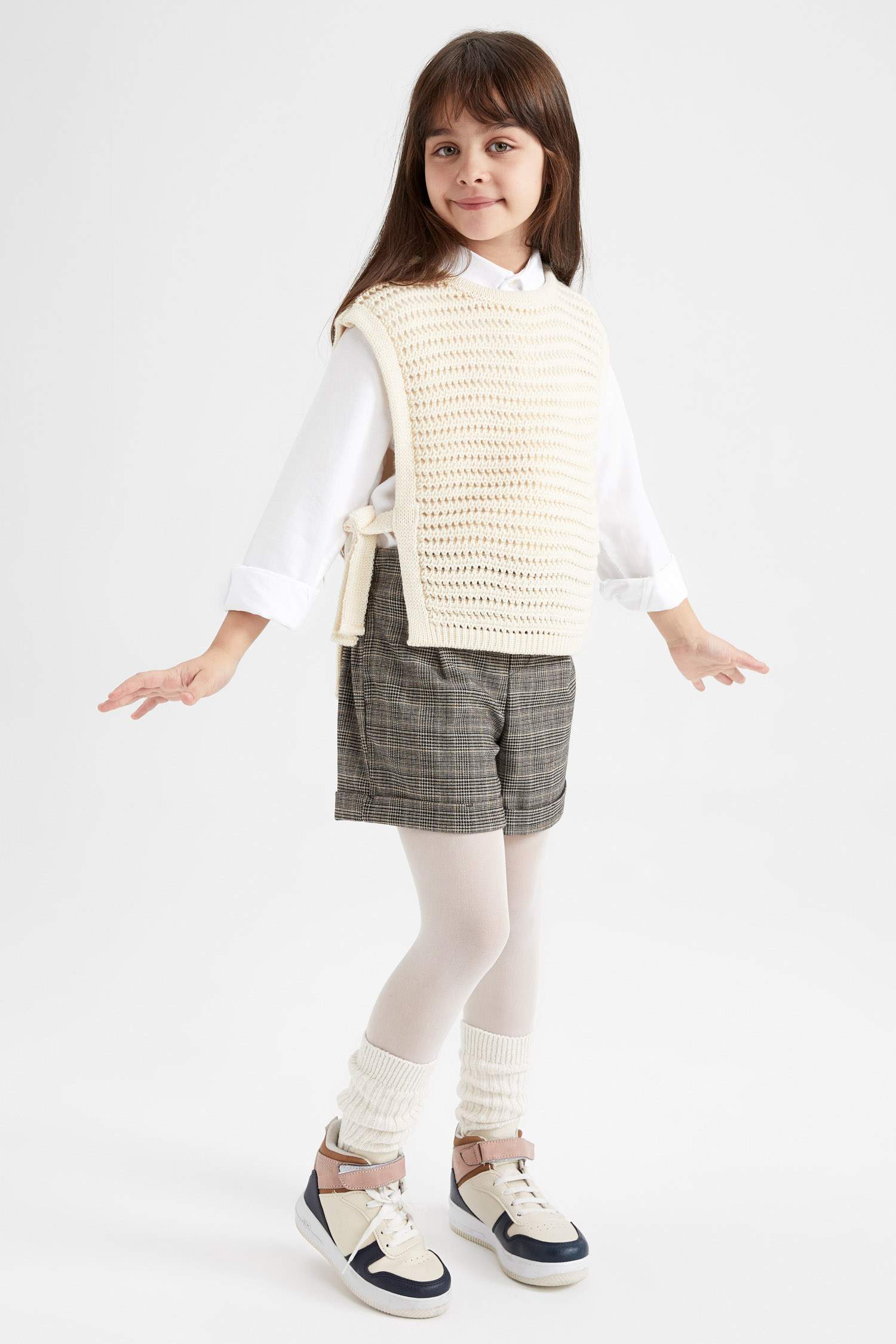 يلك صوف بناتي سليم فيت بياقة مستديرة