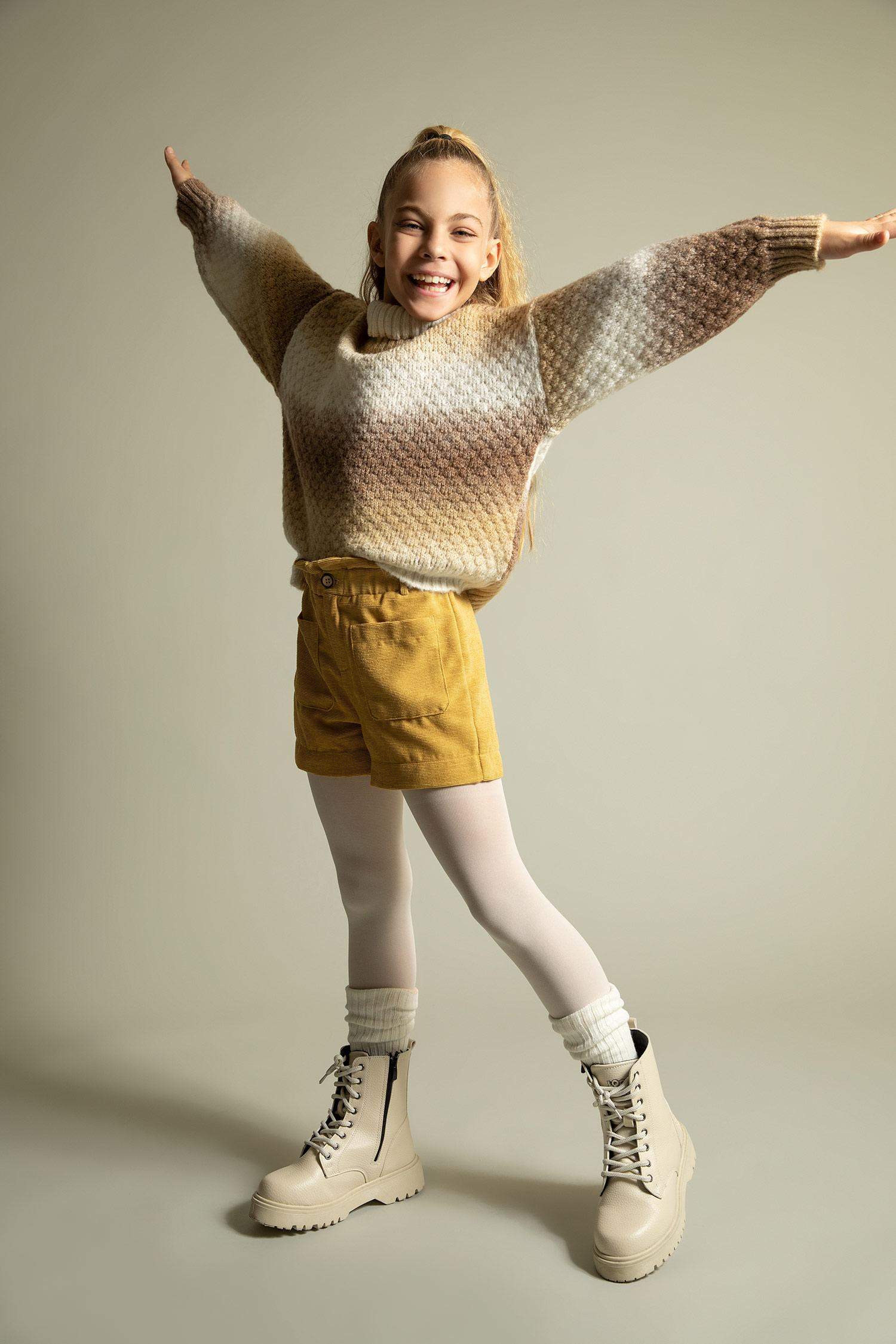 Шорти із вельвета для дівчаток