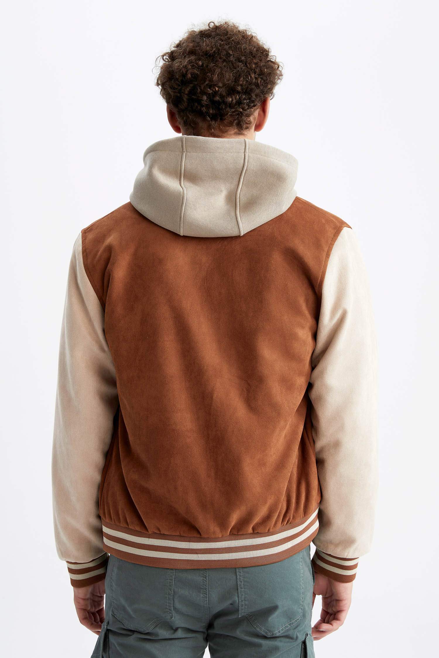 Oversize Fit Kolej Yaka Nakışlı Çıtçıt Kapamalı Çift Cepli Mevsimlik Hafif İnce Süet Bomber Mont Ceket