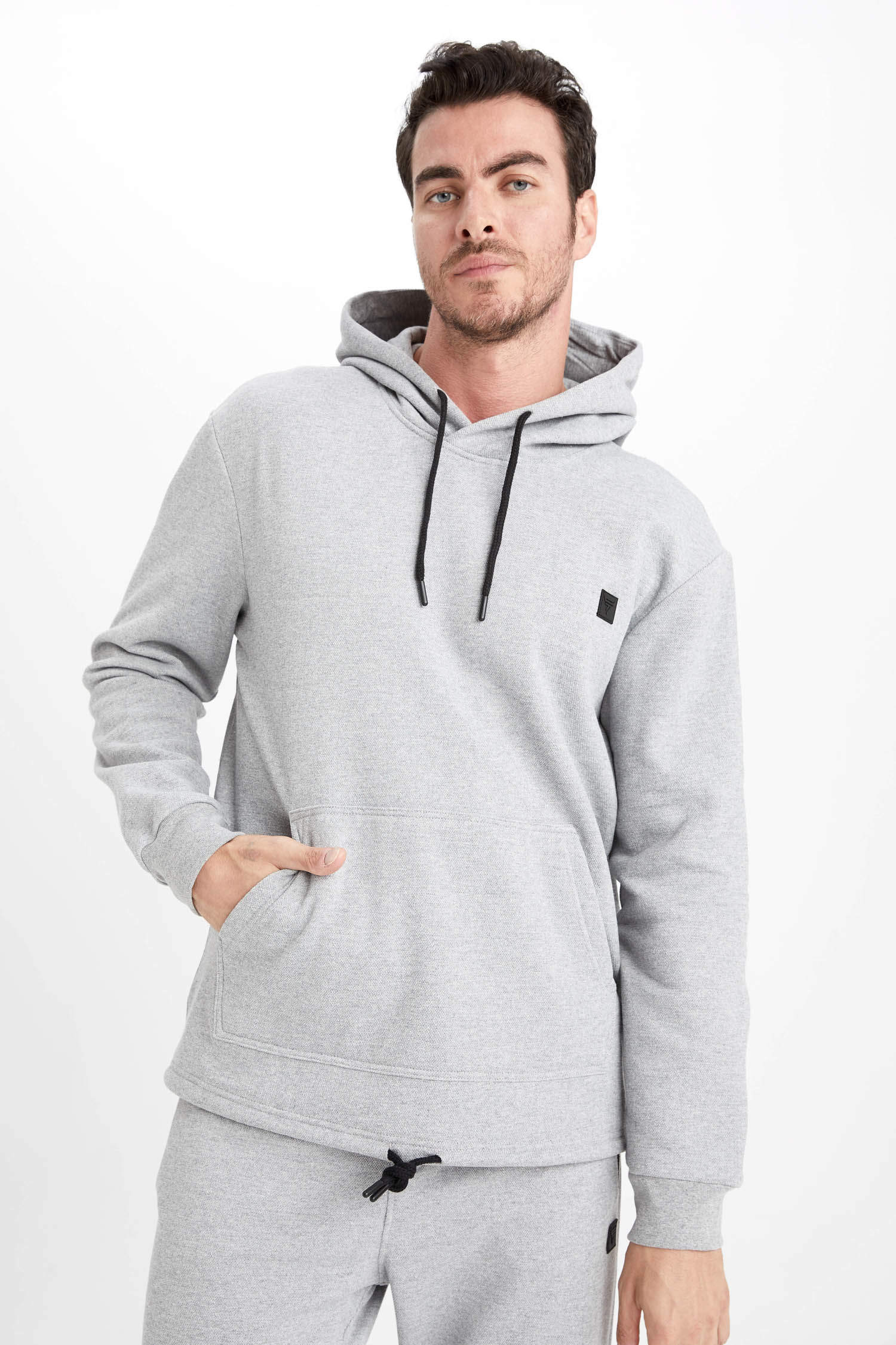 Grey MAN Defacto Fit Standard Fit Hoodie Sweatshirt 2679812 | DeFacto