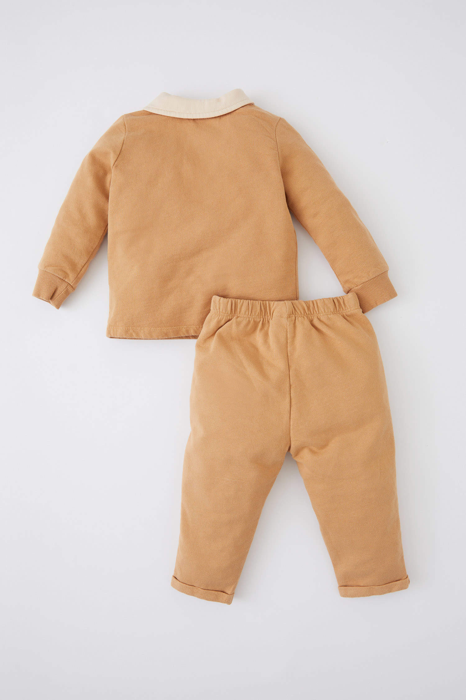 Defacto Erkek Bebek Regular Fit Renk Bloklu İçi Yumuşak Tüylü Uzun Kollu Tişört ve Pantolon Takım. 6