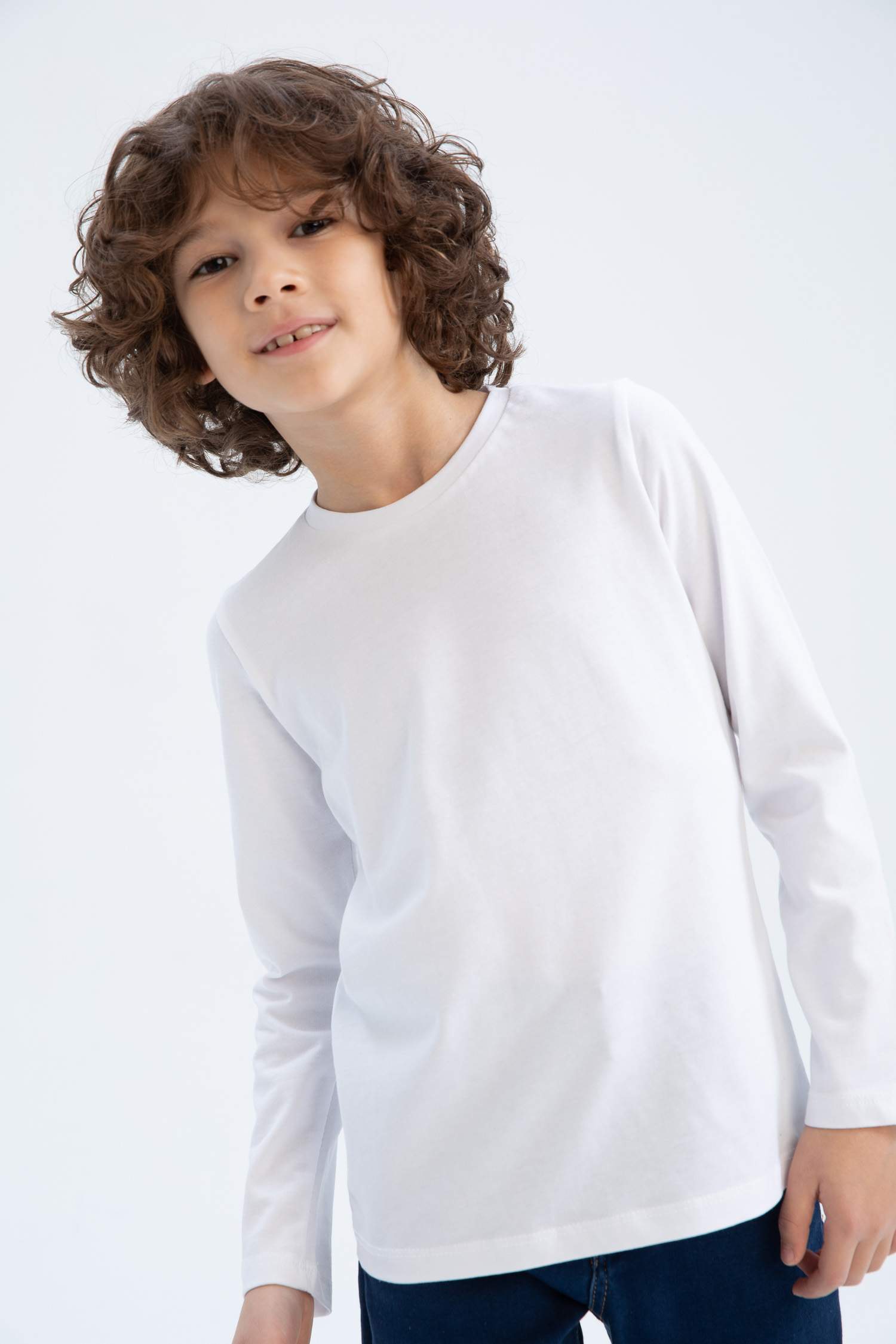 Ұлдарға дөңгелек жаға ұзын жеңді 2 Ұзын жеңді футболка