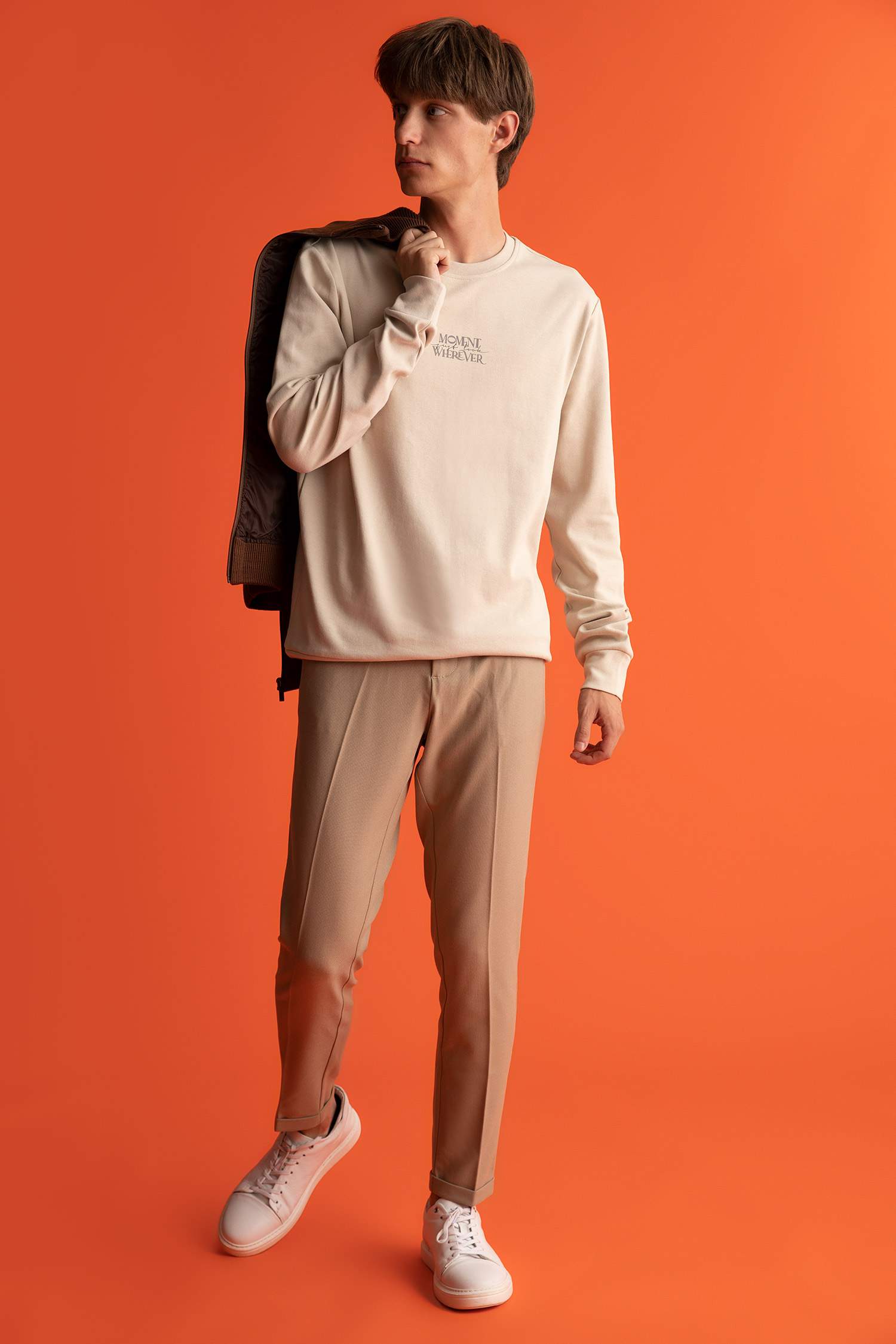 Modern Fit Long Sleeve Sweatshirt