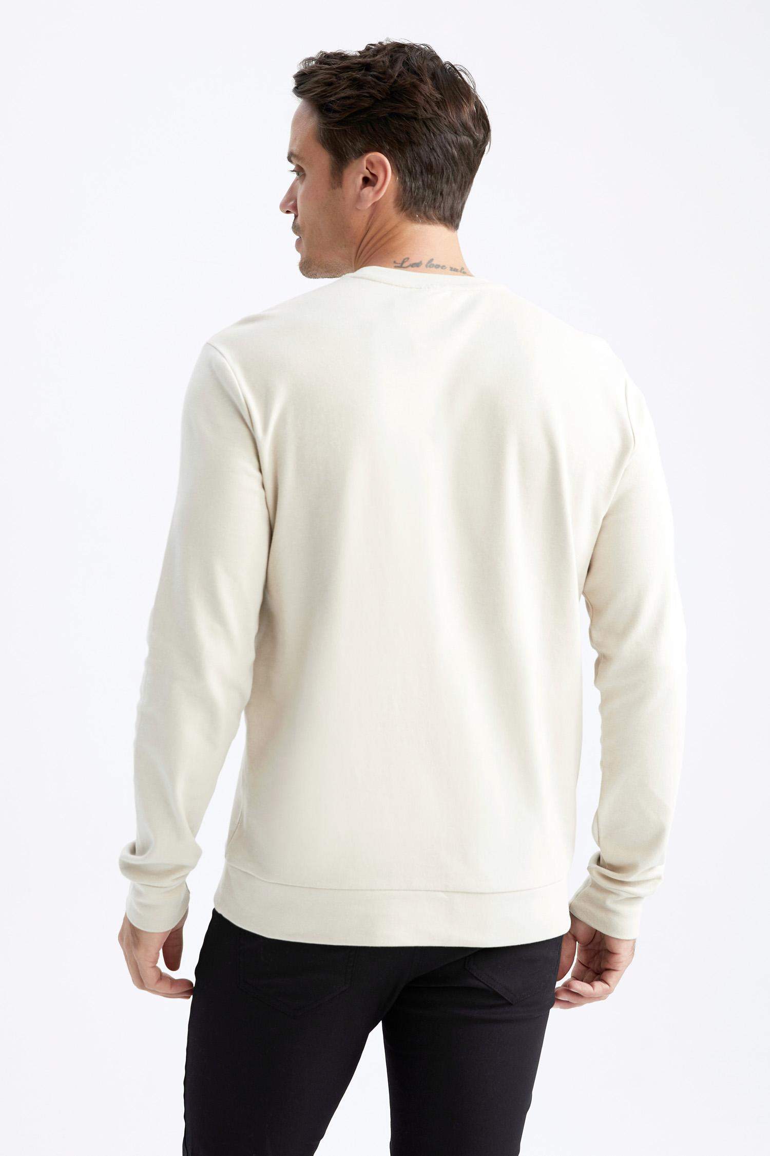 Modern Fit Long Sleeve Sweatshirt
