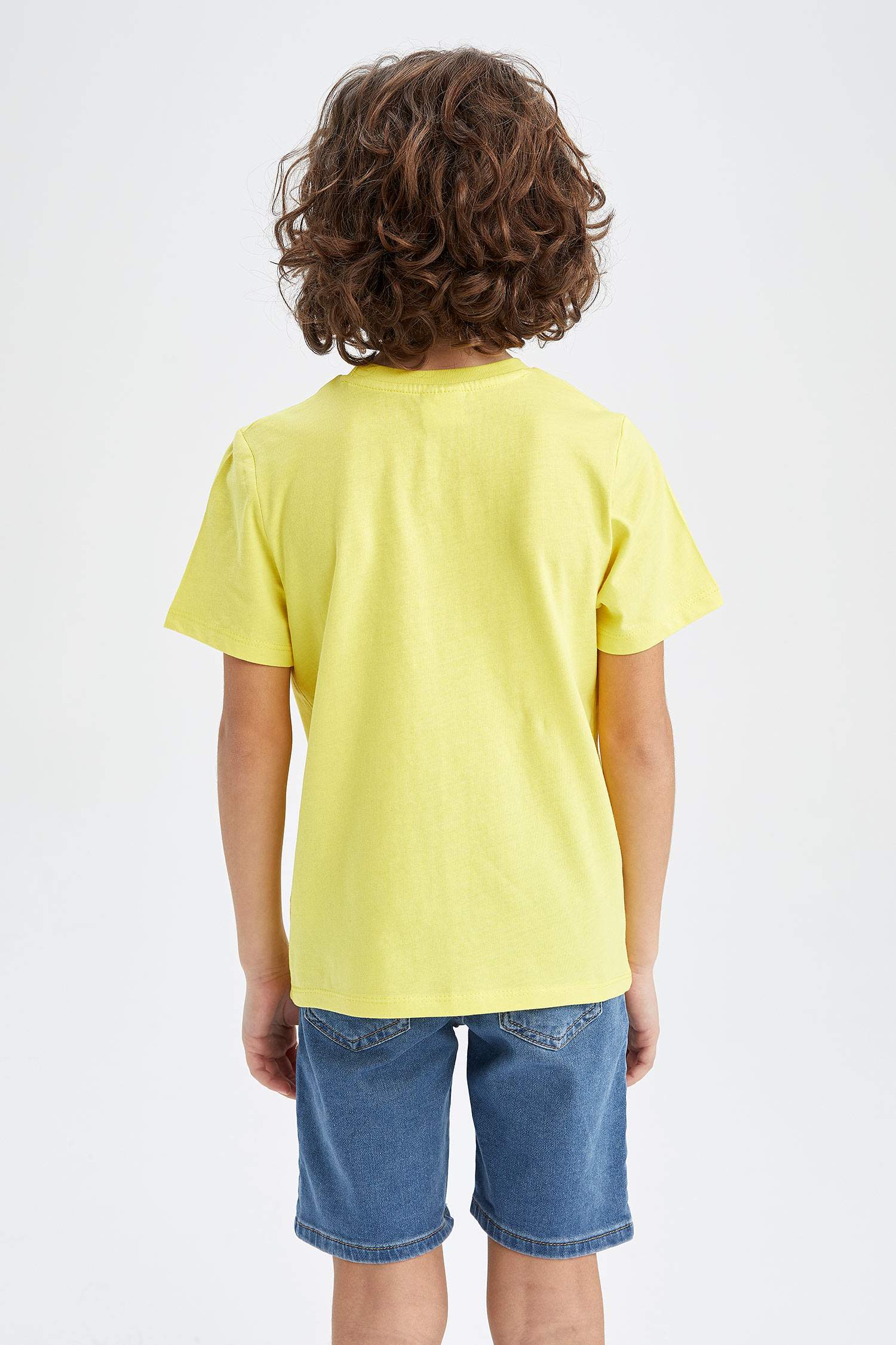 Yellow BOYS & TEENS Regular Fit Short Sleeve T-Shirt 2647006 | DeFacto