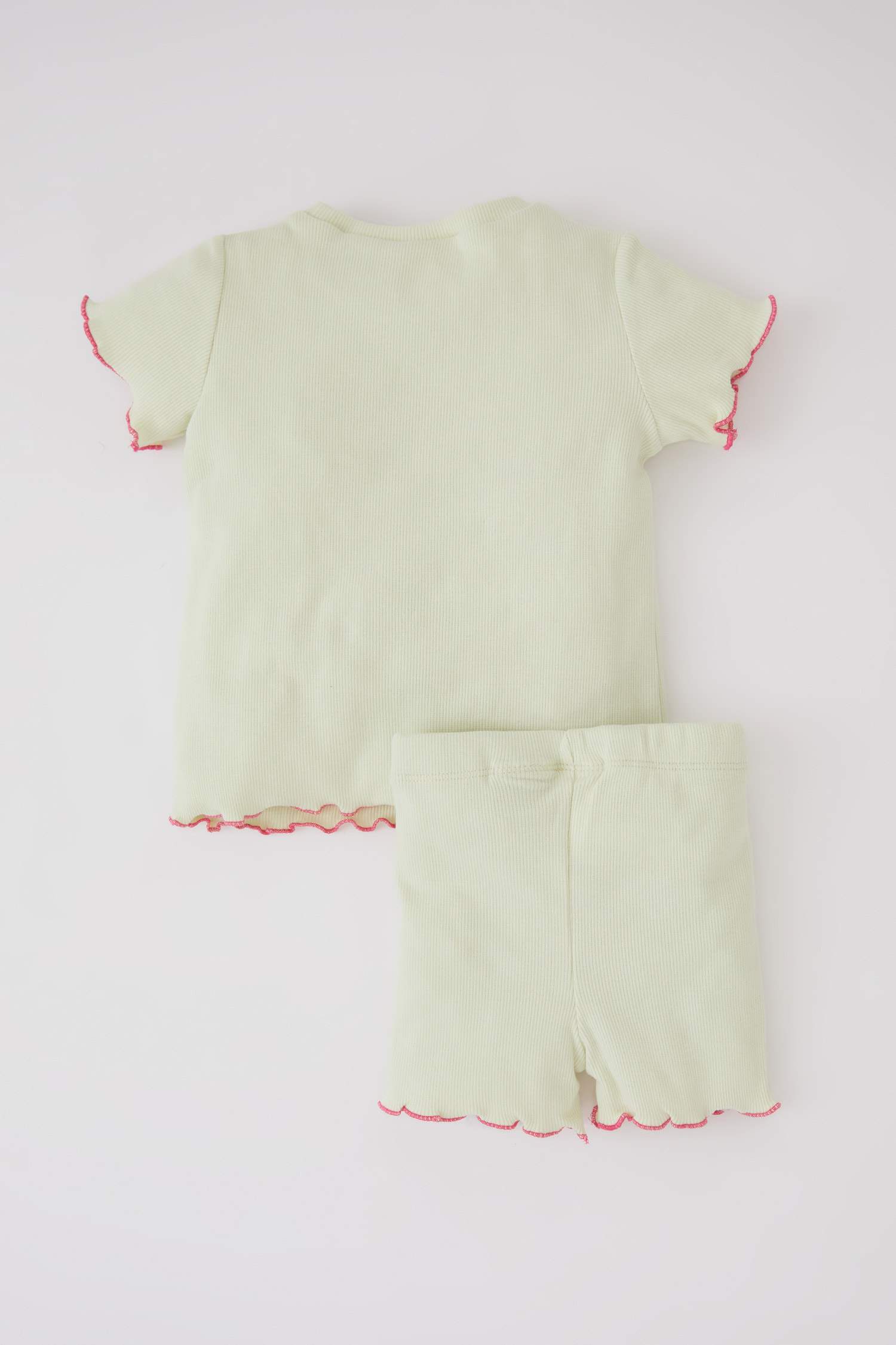 سيت مضلع بياقة مستديرة مرخص من Looney Tunes من قطعتين