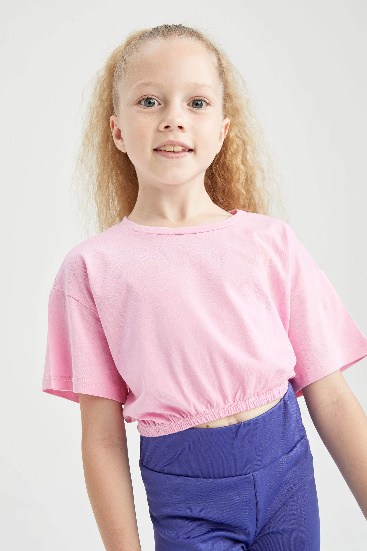 Pink GIRLS & TEENS Regular Fit Short Sleeve T-shirt 2649757 | DeFacto