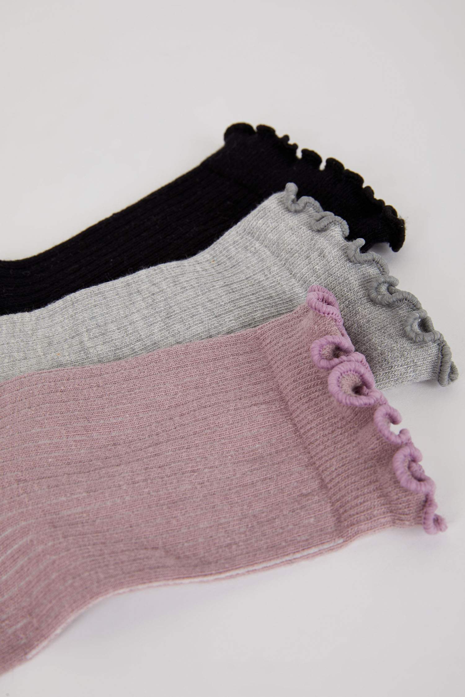Woman 3 piece Long Socks