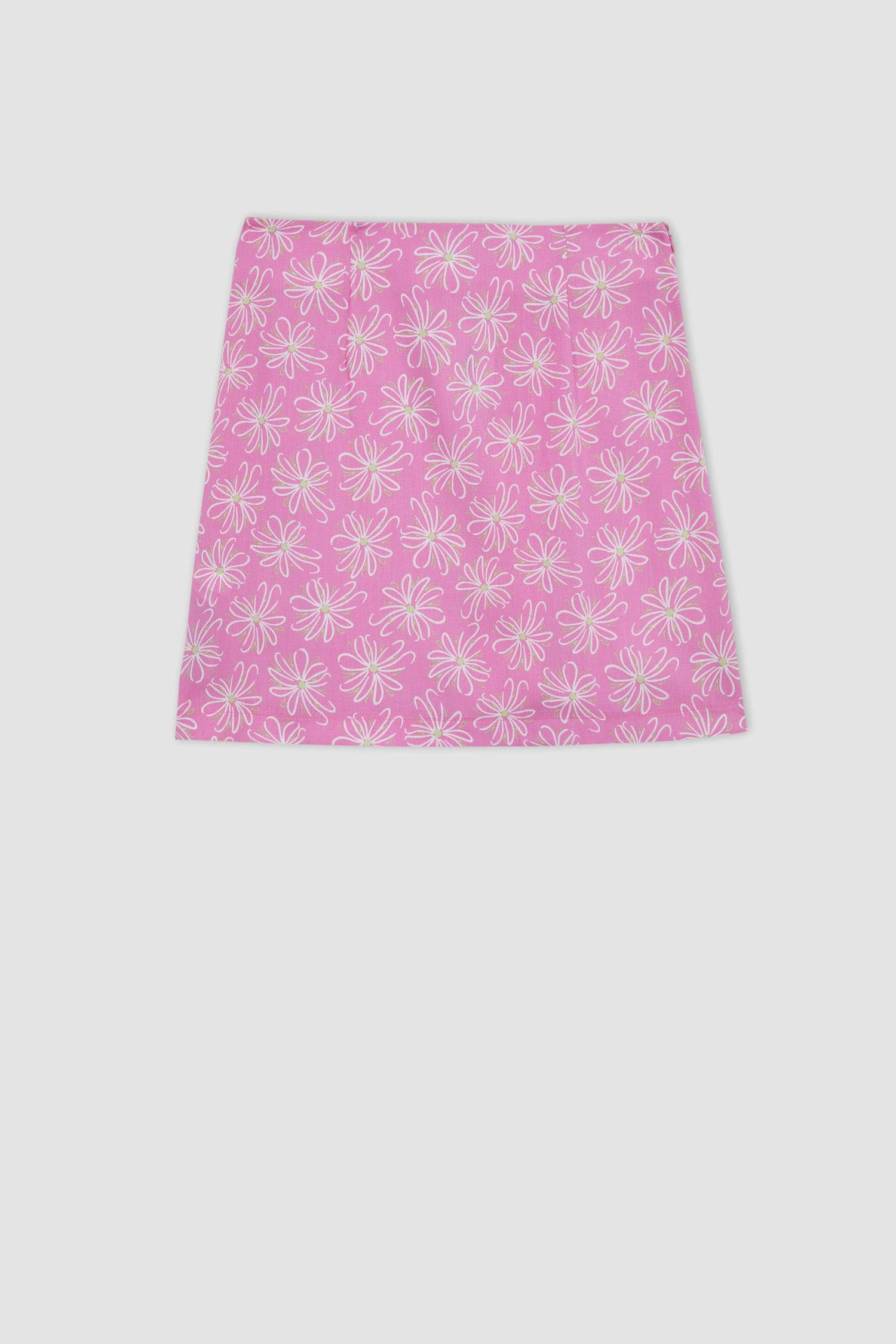 تنورة قصيرة