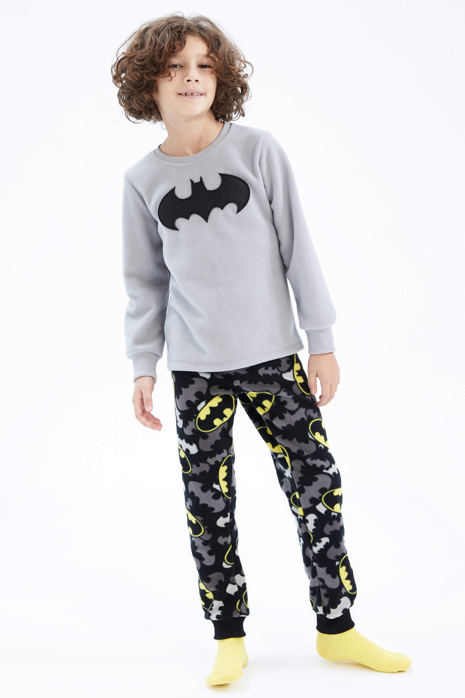 Grey BOYS & TEENS 2 piece Regular Fit Batman Licence Knitted Pyjamas  2665444 | DeFacto