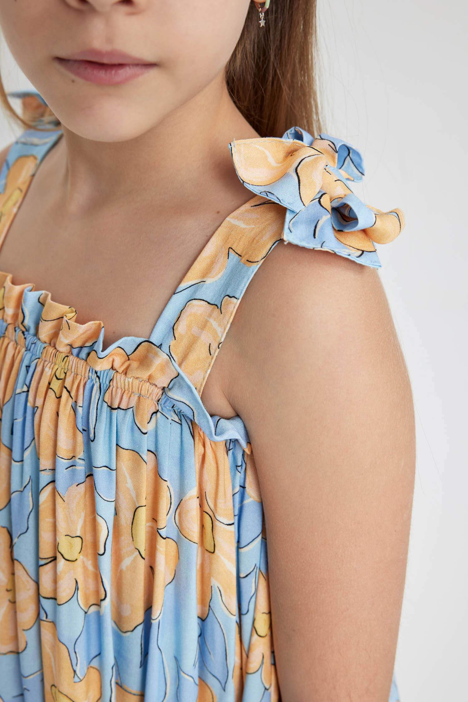 Girl Strappy Floral Patterned Dress