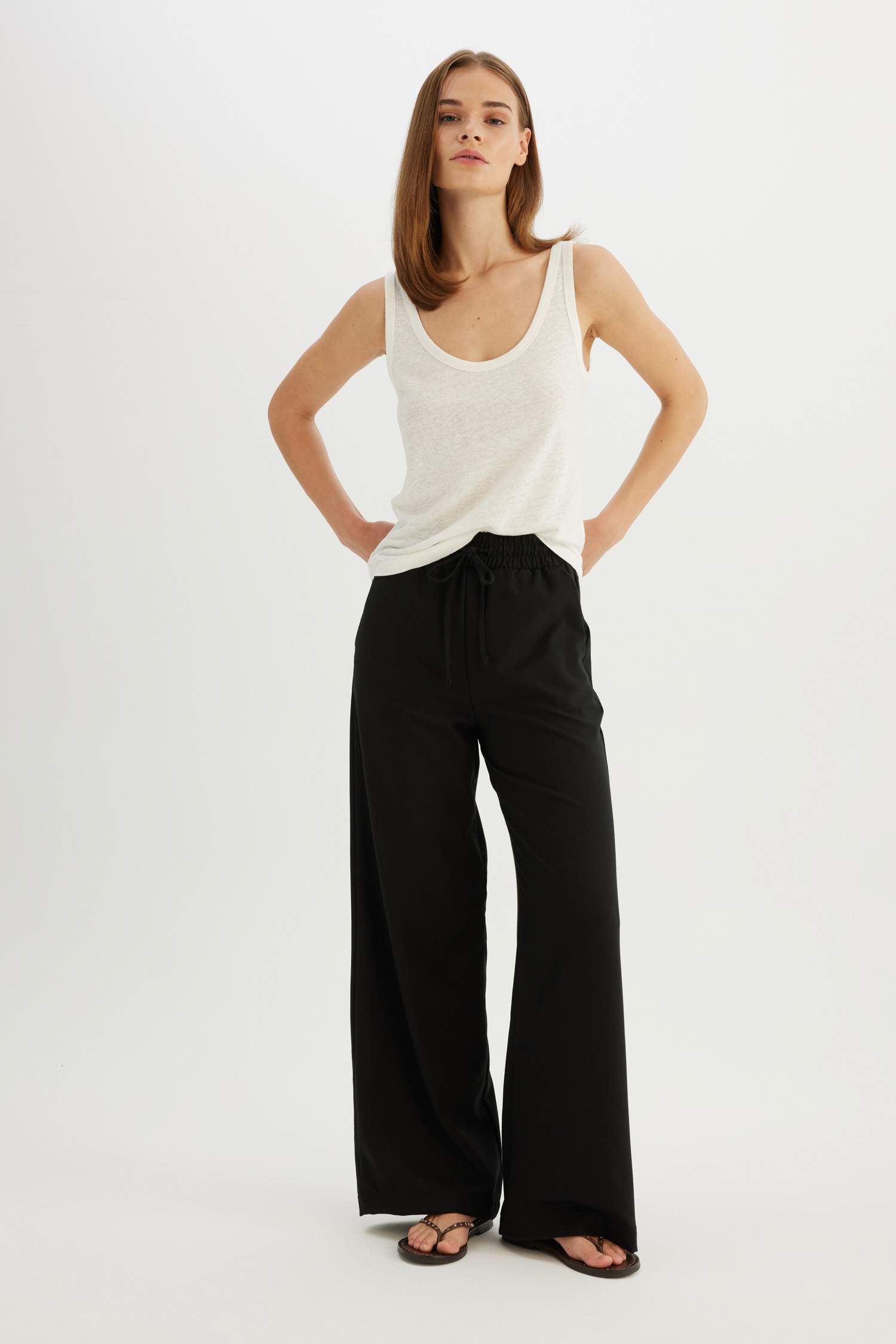 سروال كاجوال واسع برجل واسع