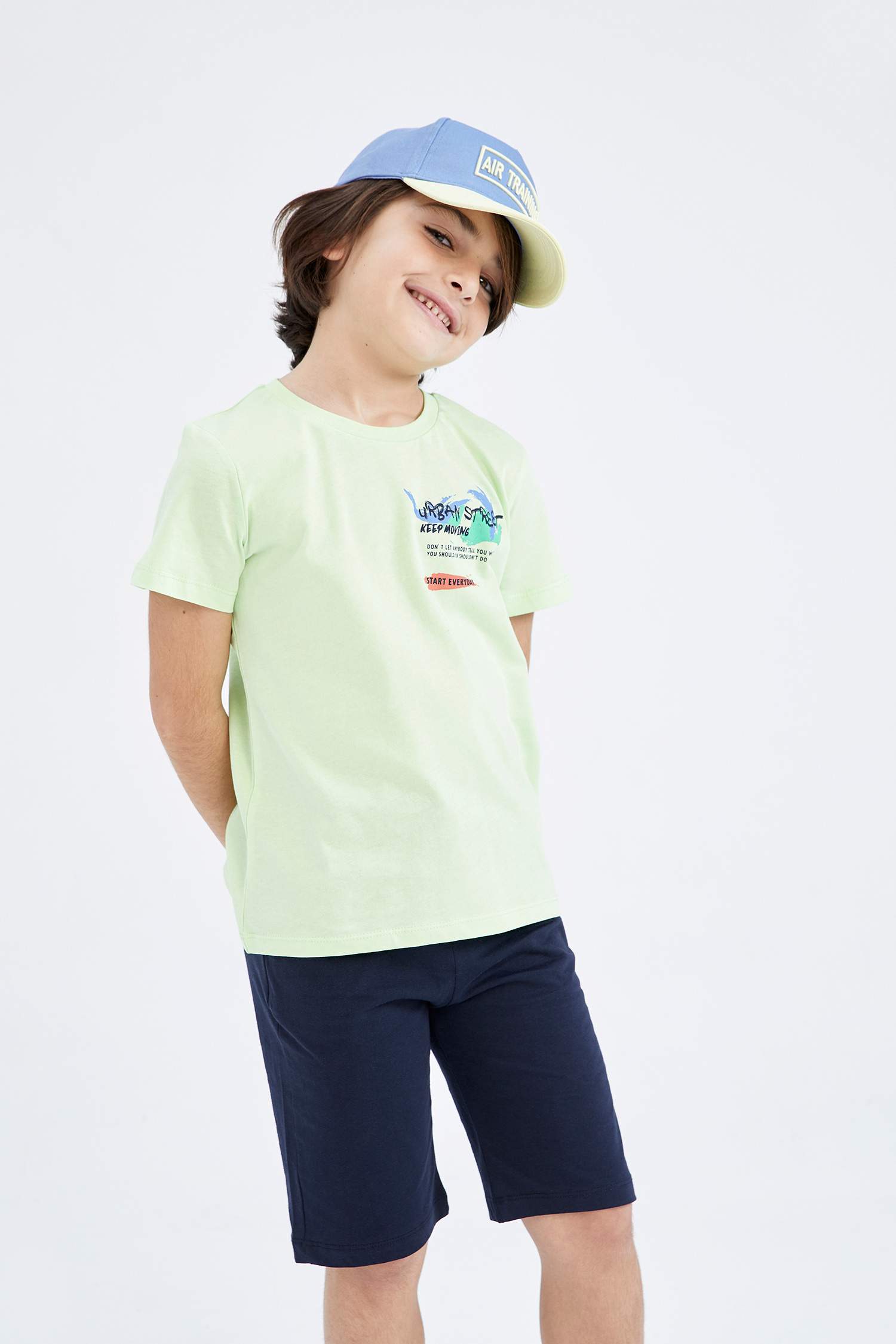 Ensemble short et t-shirt imprimé à manches courtes pour garçon