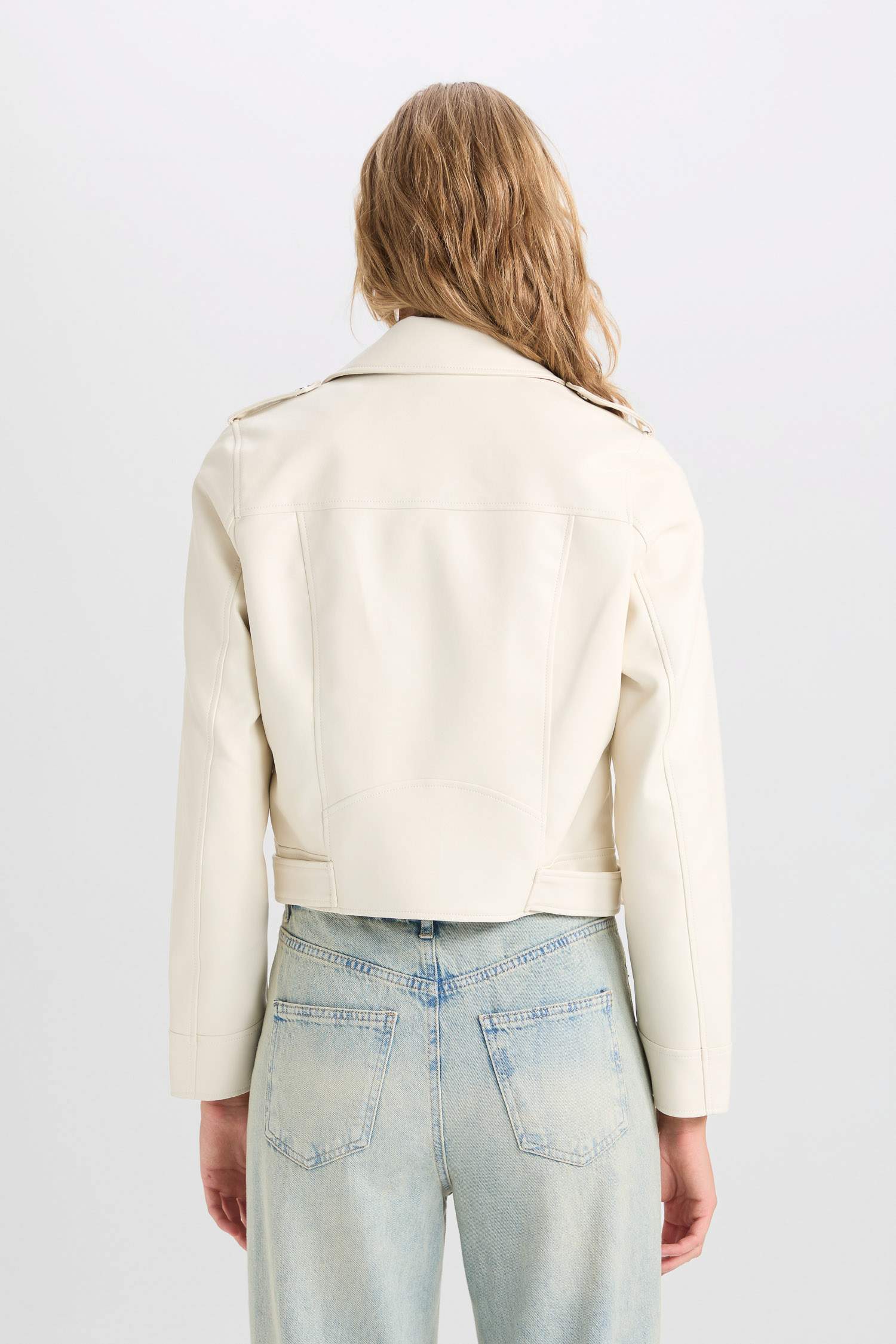 Su Geçirmez Crop Biker Ceket Suni Deri Kruvaze Yaka Fermuarlı Cepli Kemerli Mevsimlik