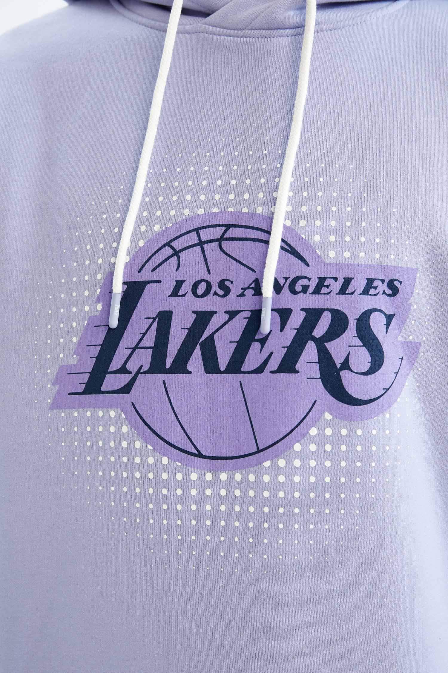 Purple MAN Standard Fit NBA Los Angeles Lakers Licensed Sweatshirt 2695181