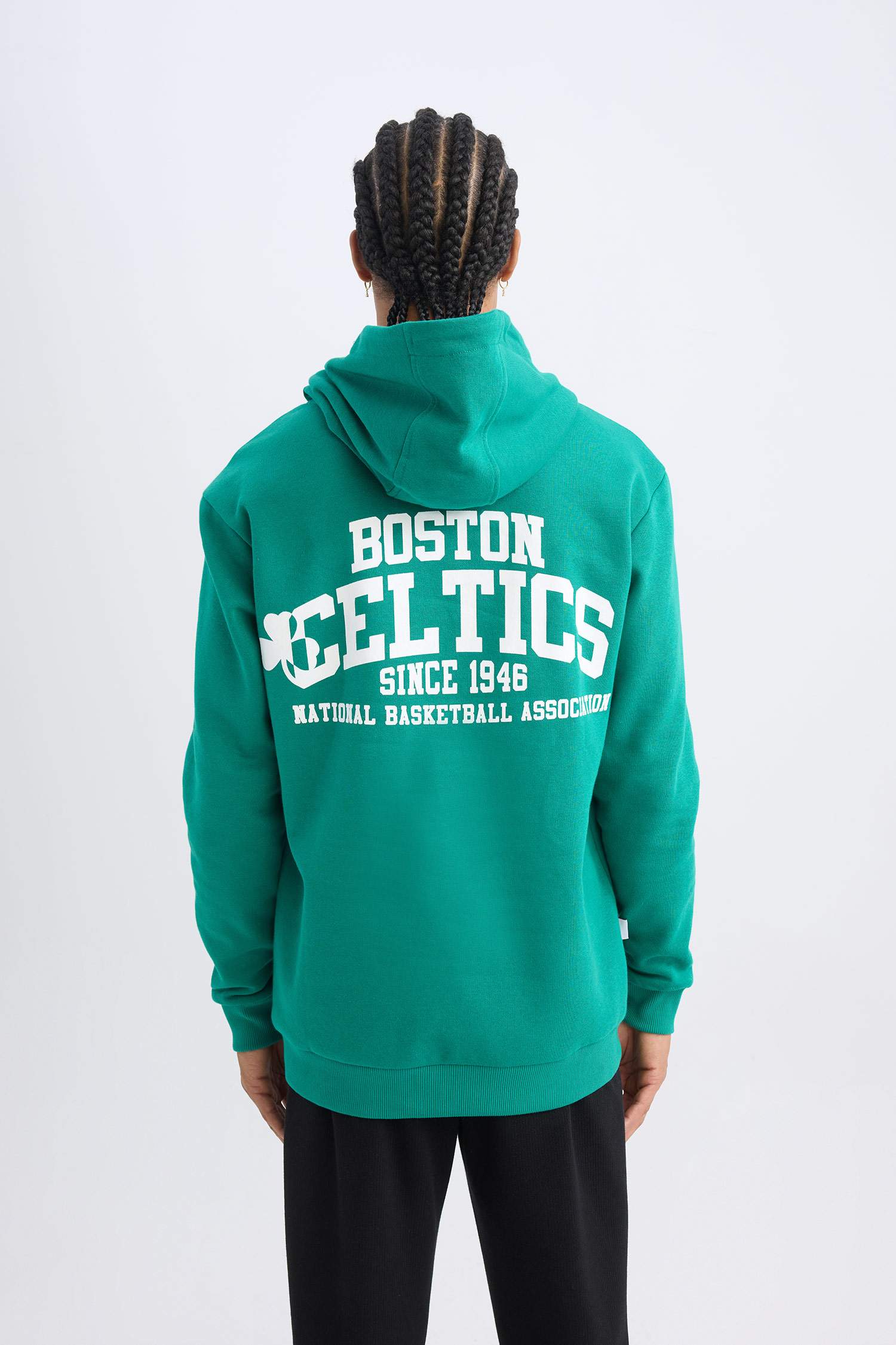 Sweat- Shirt Coupe Standard Encapuchonné à Manches Longues De DefactoFit NBA