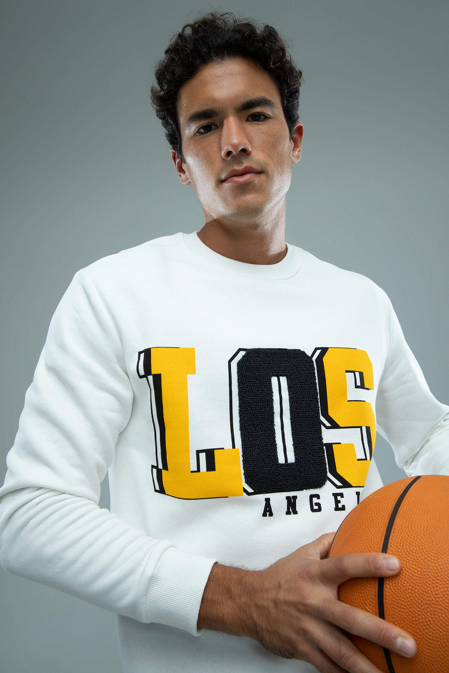 Defacto Fit NBA Los Angeles Lakers Oversize Fit Crew Neck Sweatshirt
