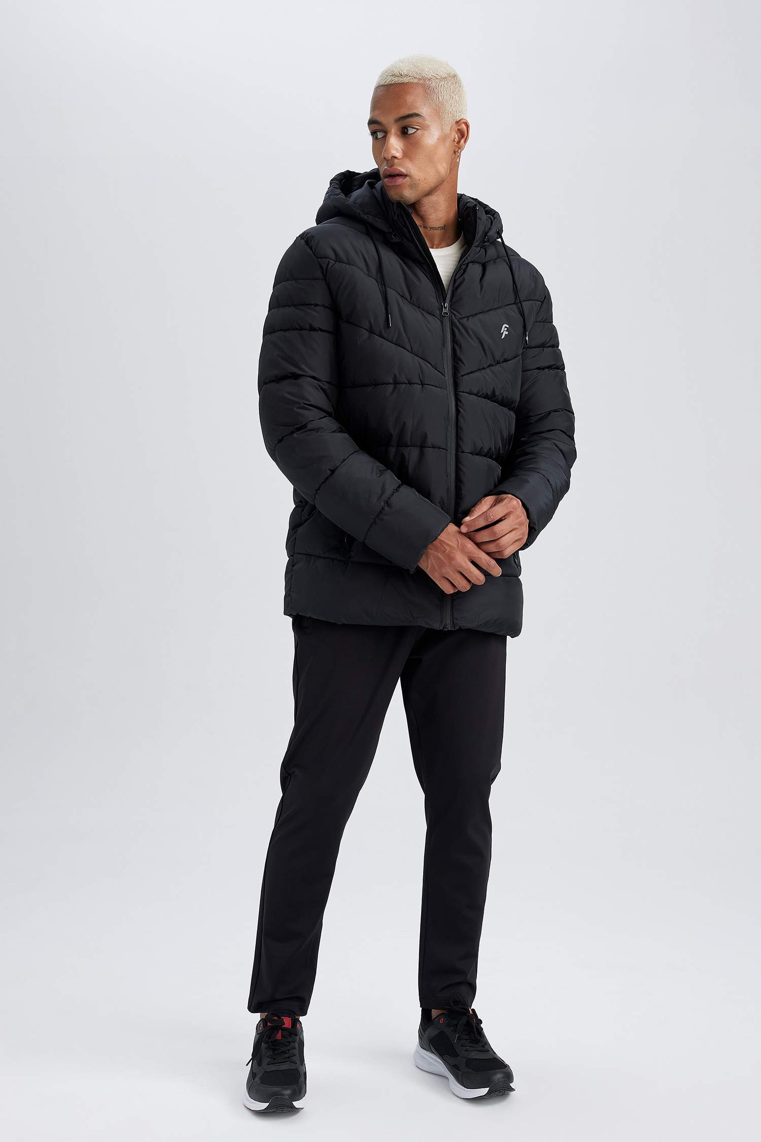 DeFactoFit  Su İtici Kapüşonlu Suni Kürklü Şişme Mont