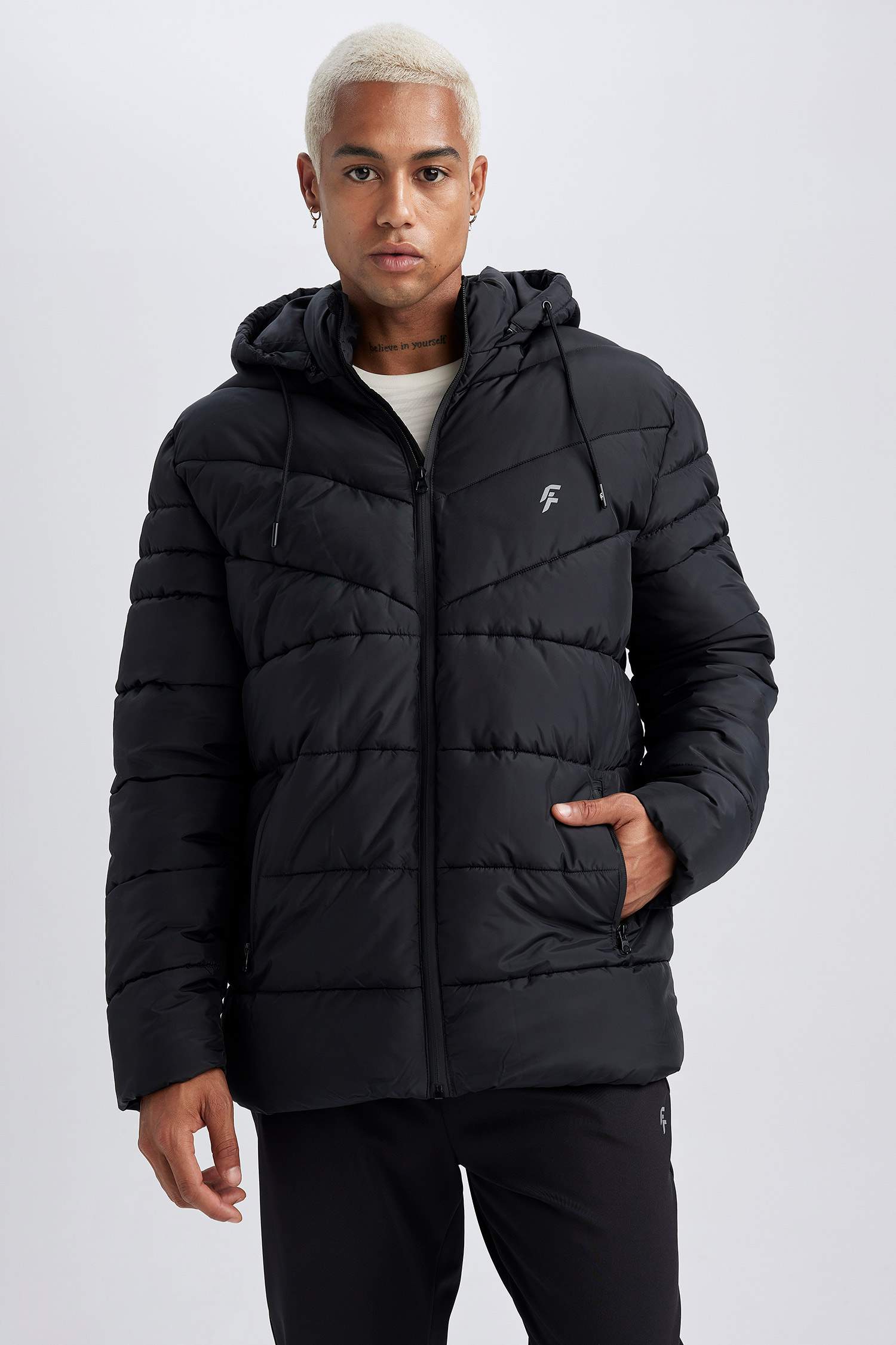 DeFactoFit  Su İtici Kapüşonlu Suni Kürklü Şişme Mont