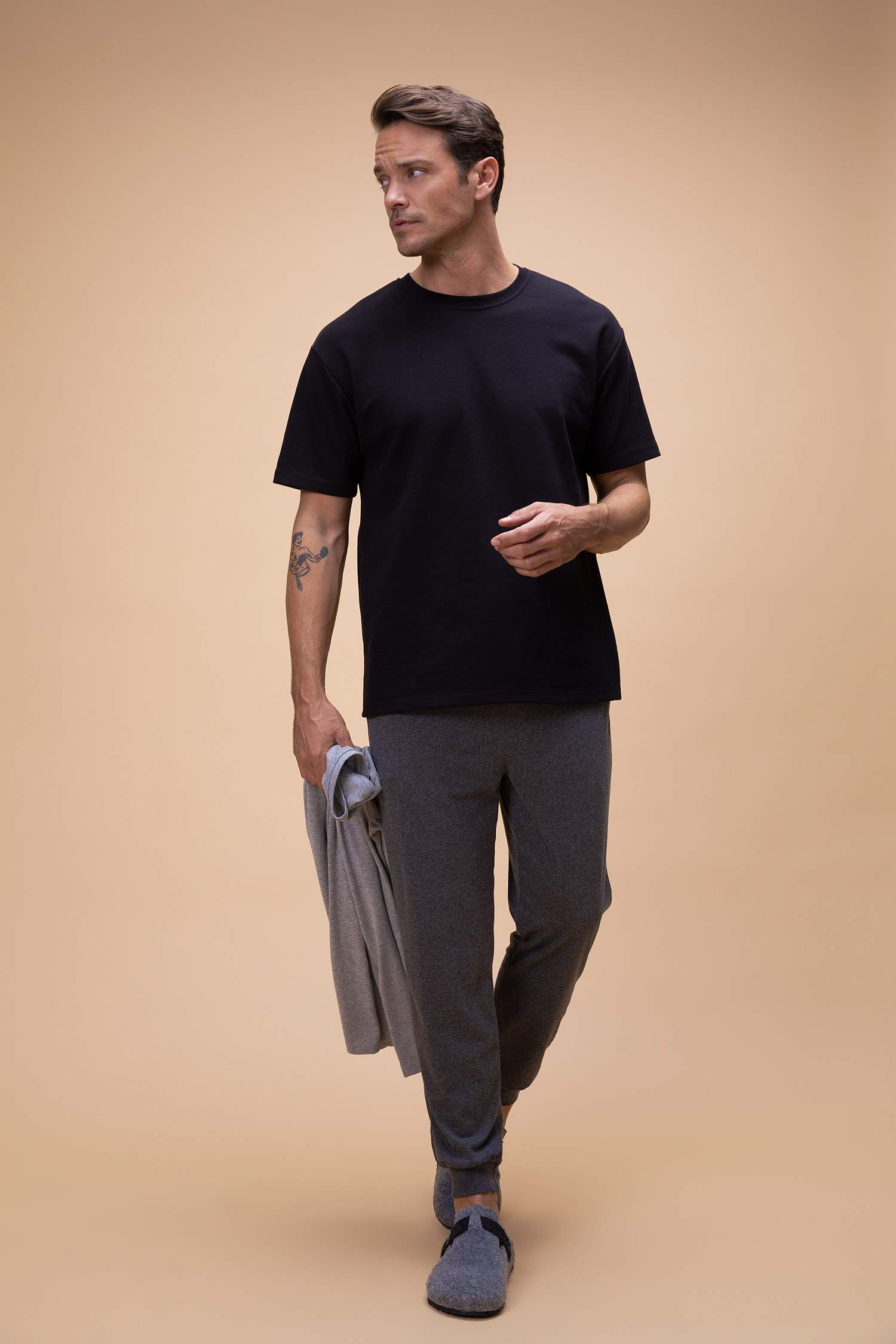 بنطلون قصة عادية