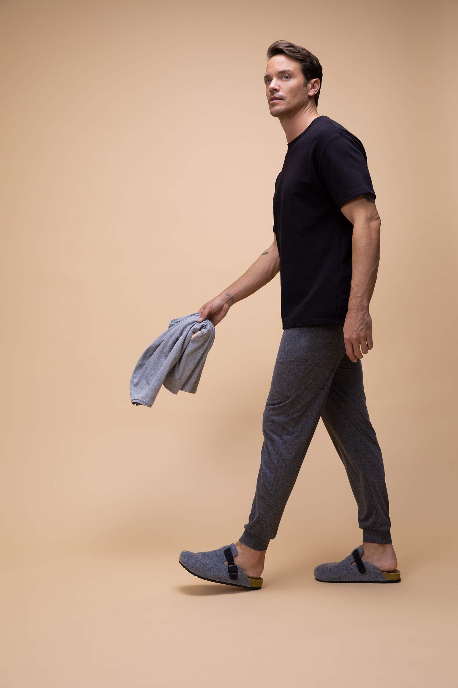 بنطلون قصة عادية