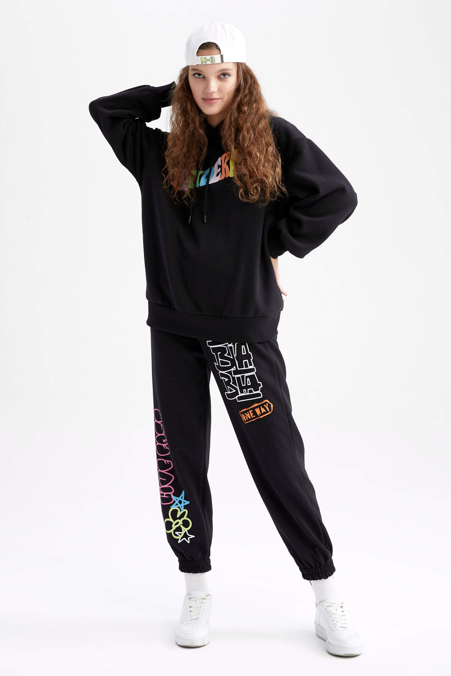 بنطلون سويت بانتس قصة فضاضة مطبوع