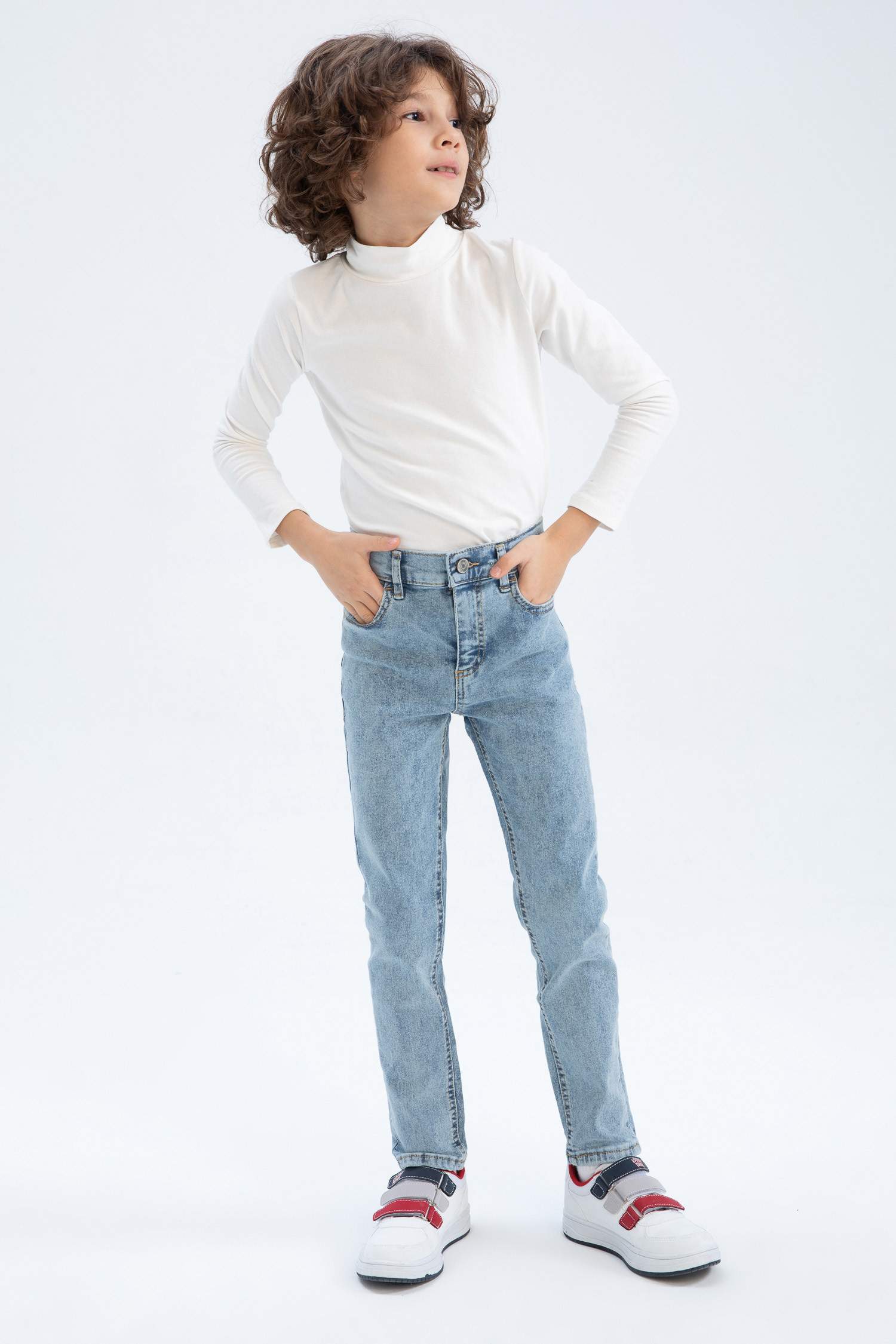 Ұлдарға слим пішімі деним Шалбар