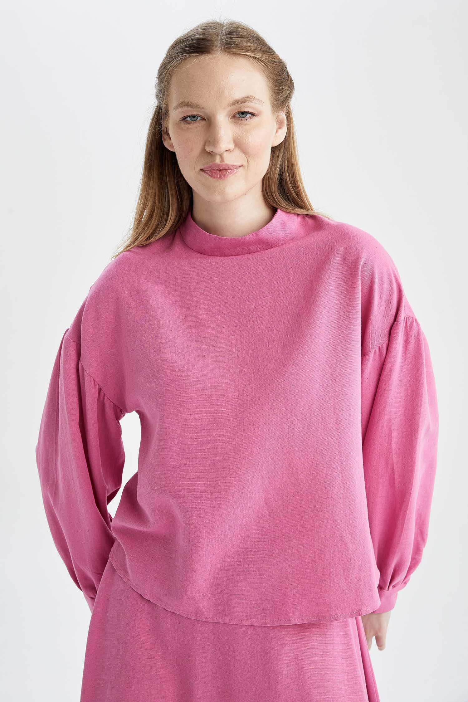 Туника с длинным рукавом стандартного кроя с воротником стойкой