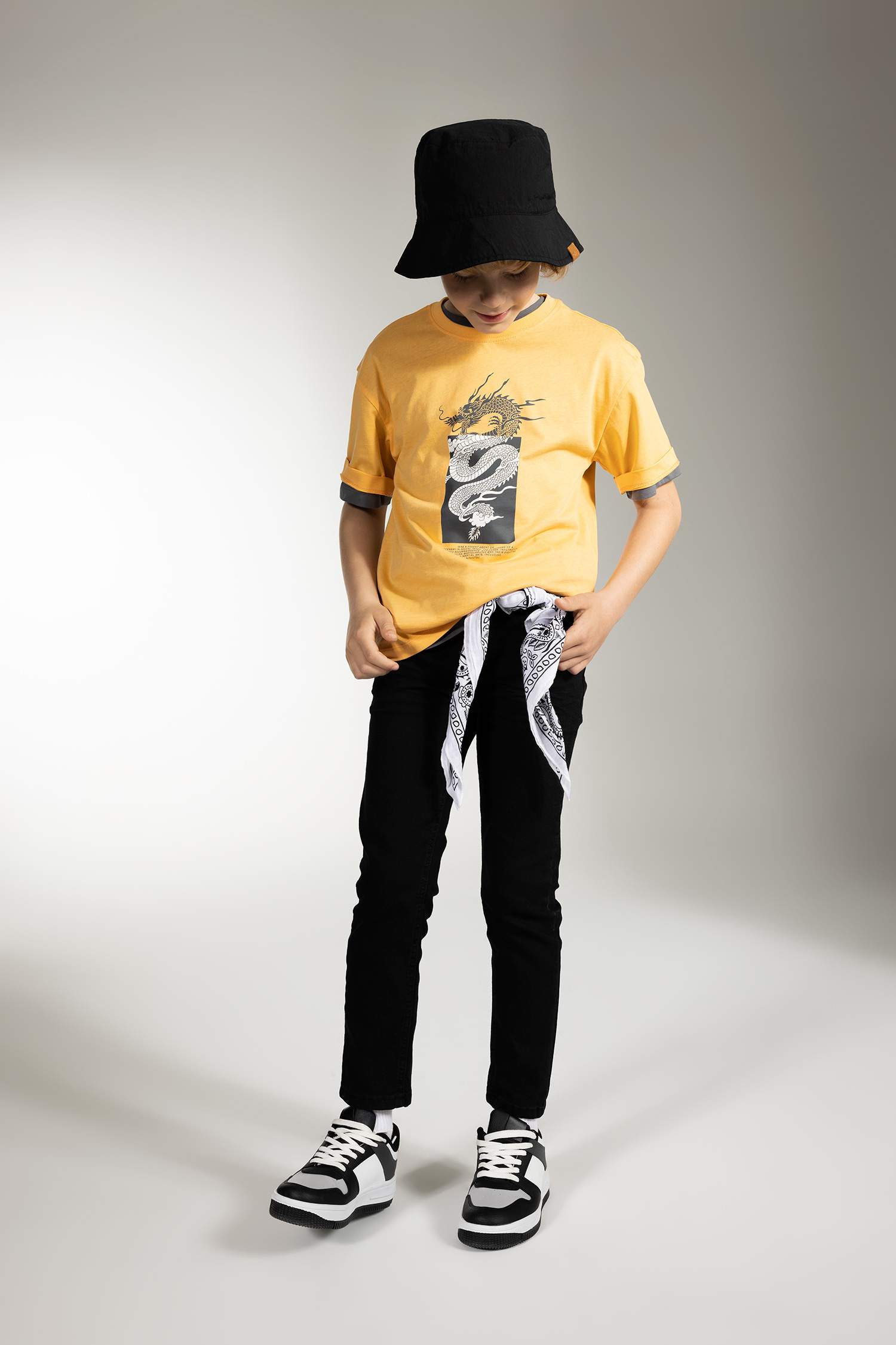 بنطلون جينز اولادي قصة عادية