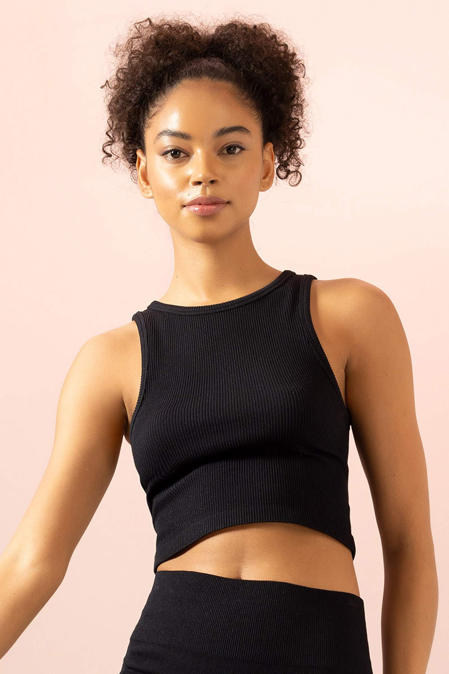 Әйелдерге дөңгелек жаға Ішкөйлек