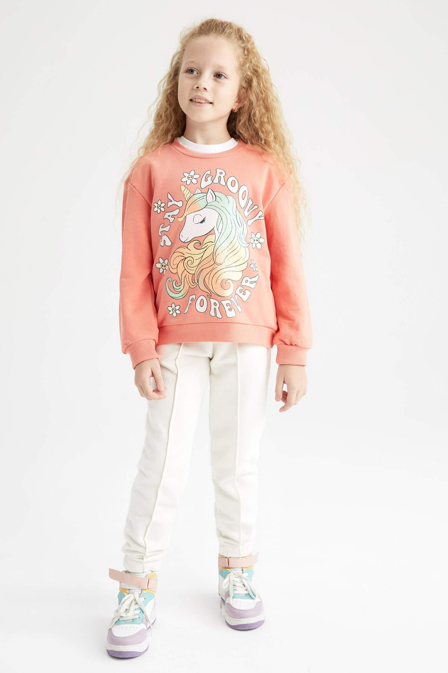 Світшот стандартного крою з товстої тканини для дівчаток