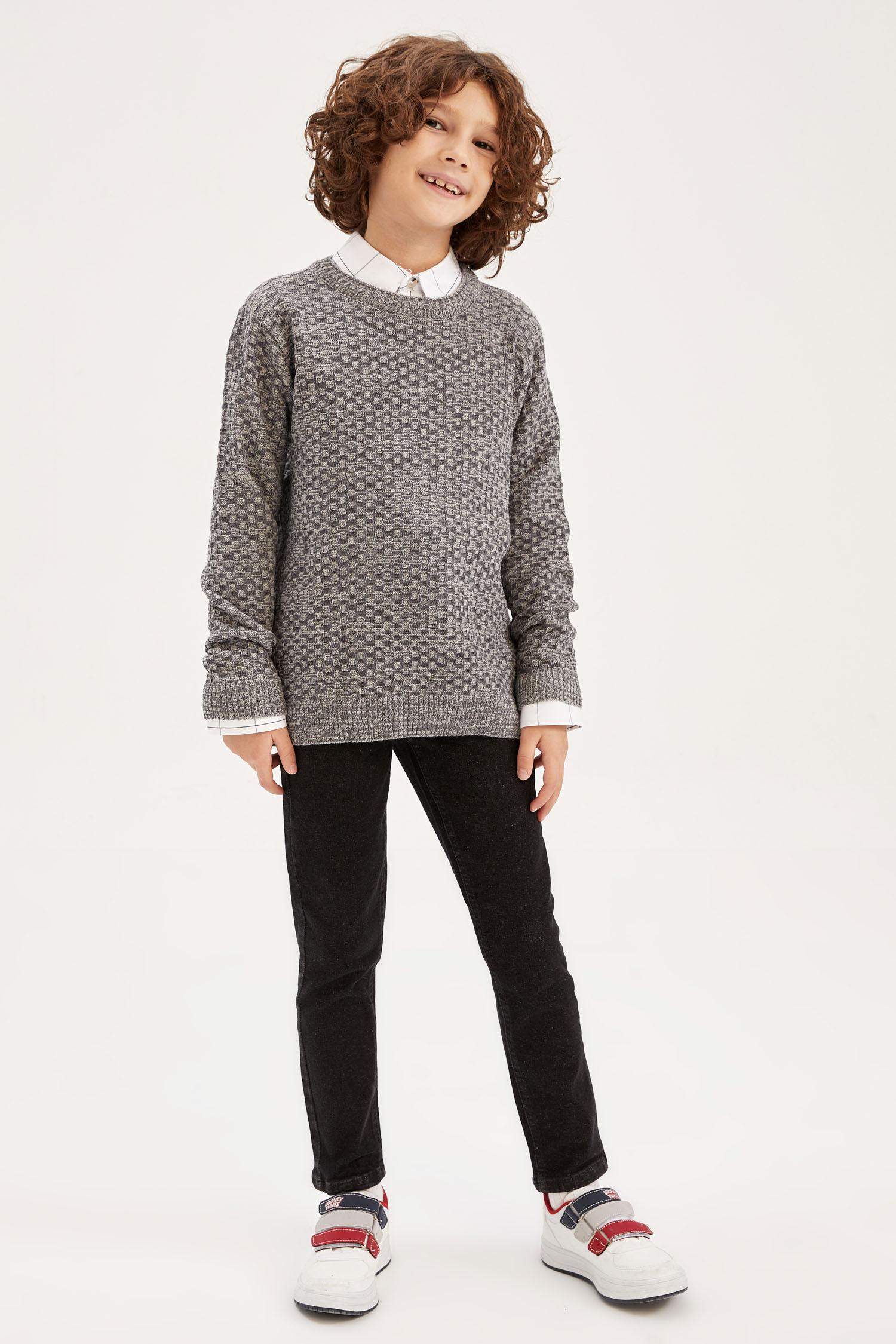 Свитер с круглым вырезом для мальчиков