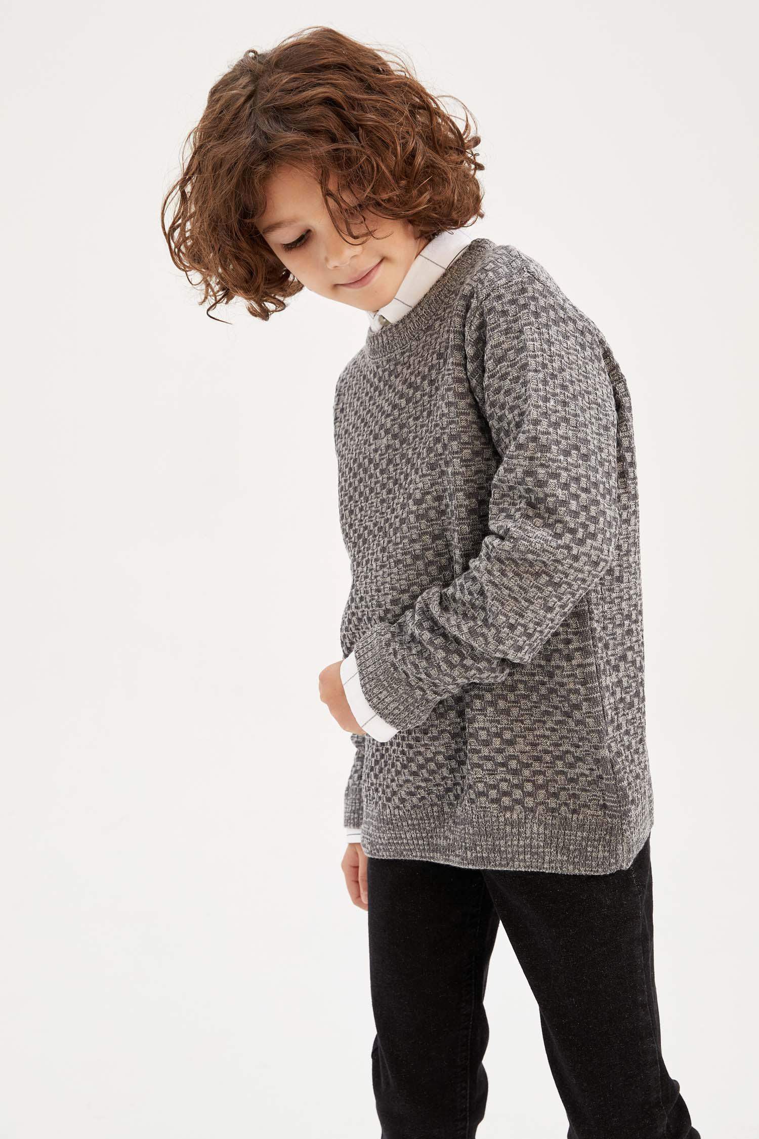 Свитер с круглым вырезом для мальчиков