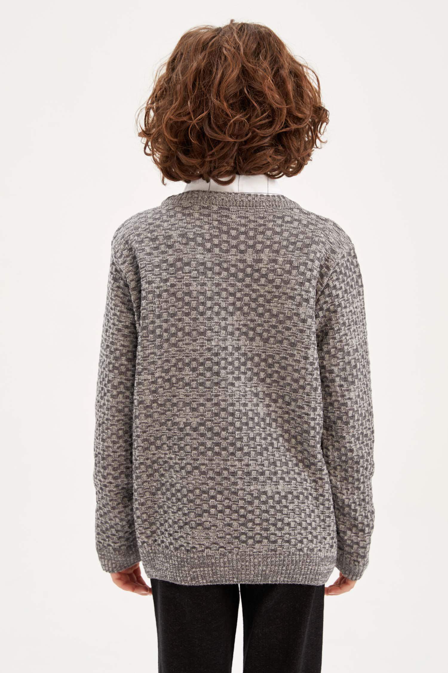 Свитер с круглым вырезом для мальчиков