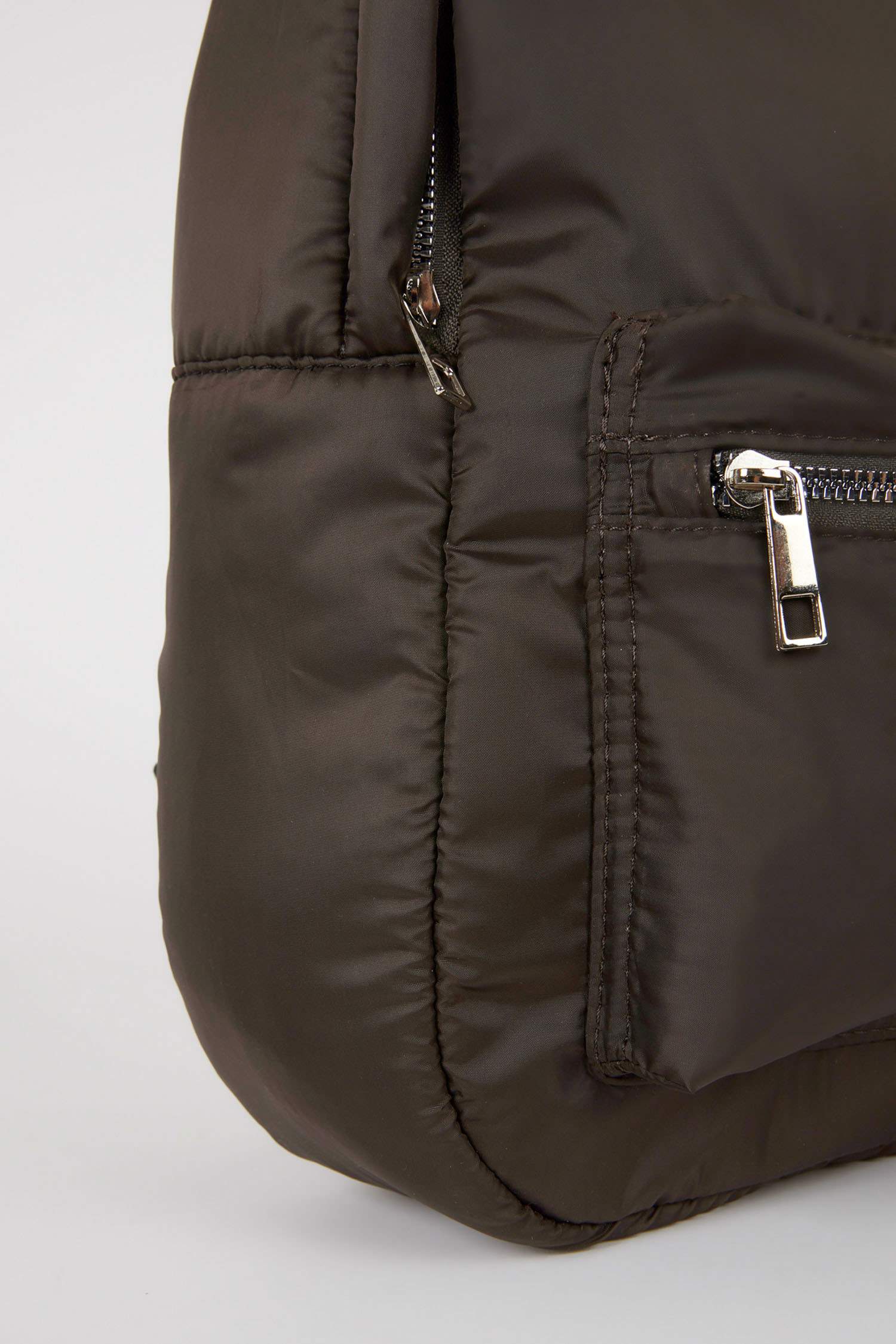 Kadın Sırt Çantası