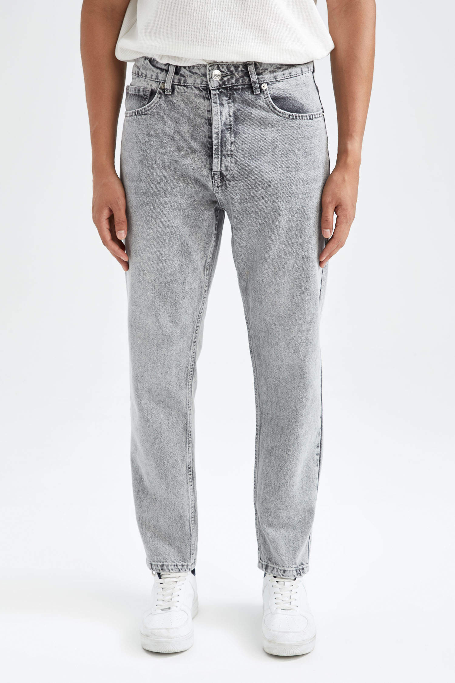 Grey MEN 90’S Slim Fit Jean Trouser 2669214 | DeFacto