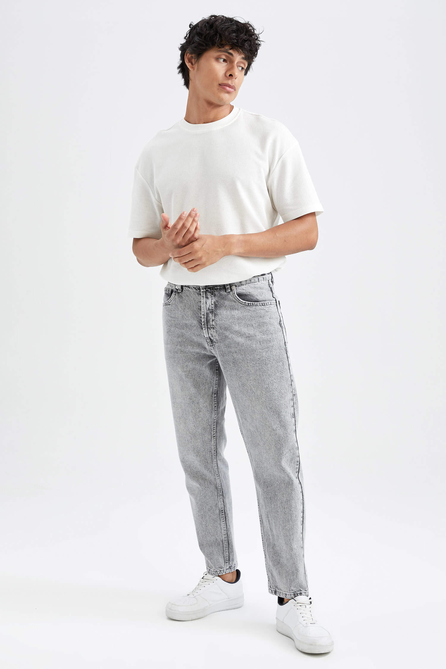Defacto 90's Slim Fit Normal Bel Jean Pantolon. 2