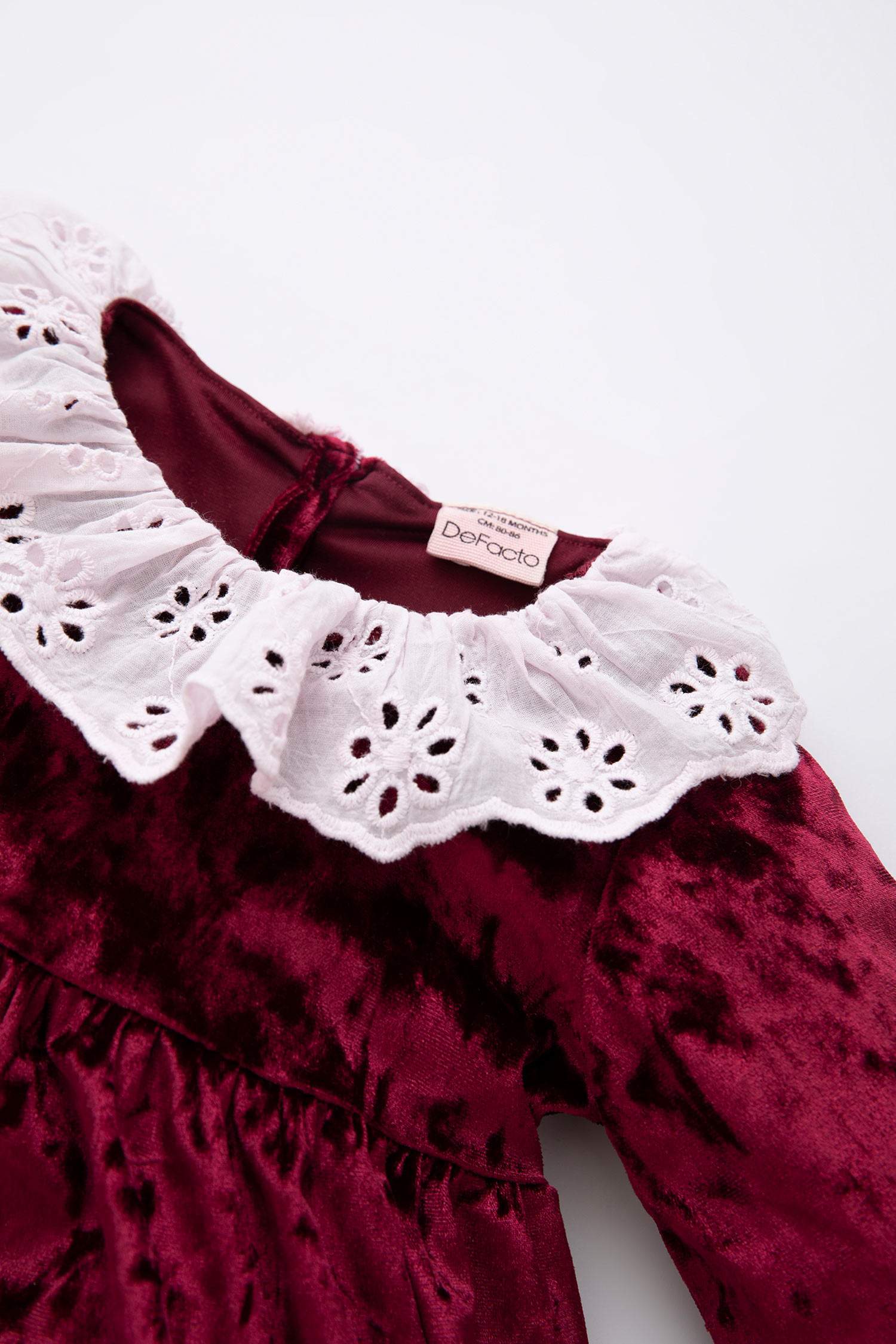Robe en velours à manches longues pour bébé fille