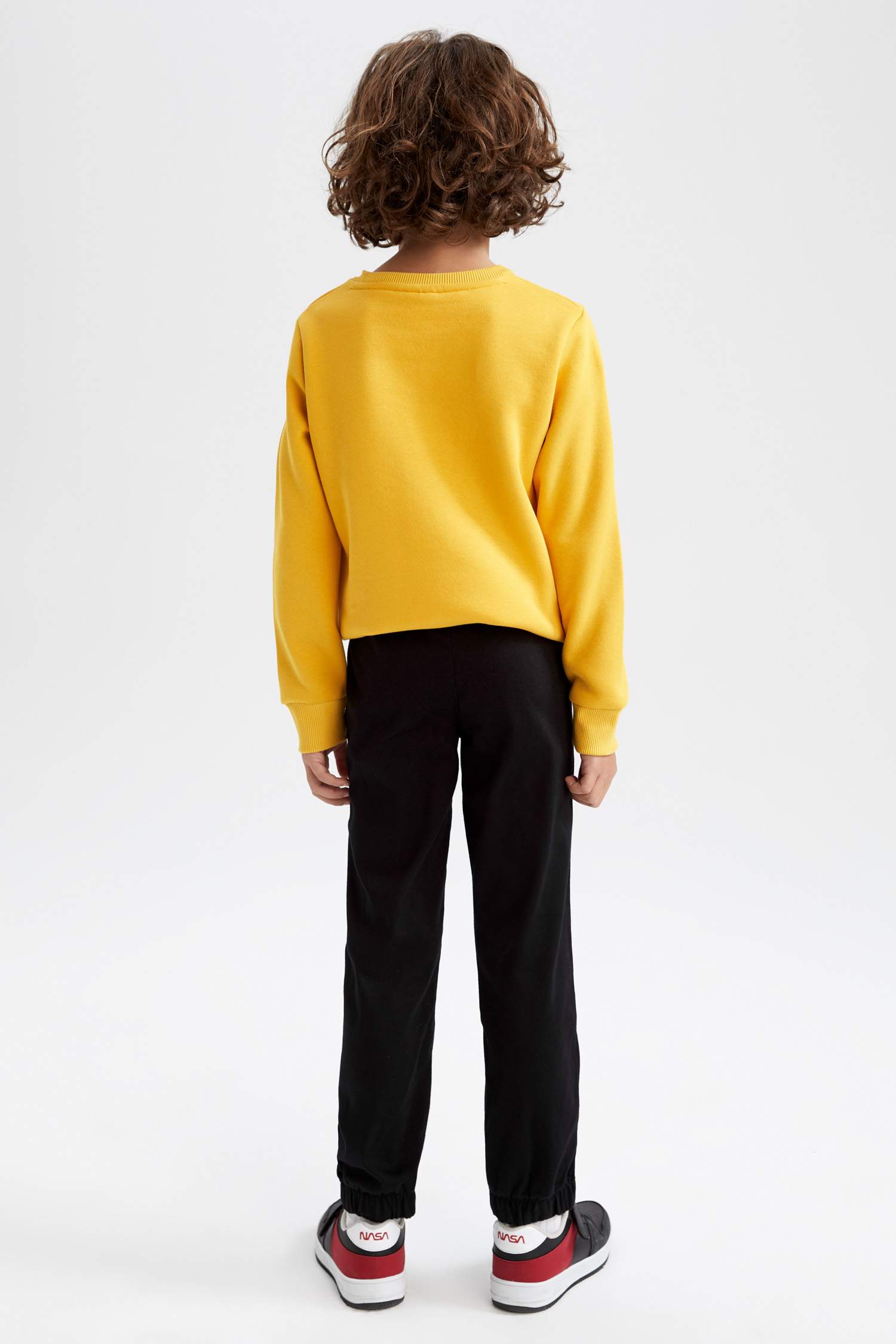 Штаны джоггеры с карманами для мальчиков