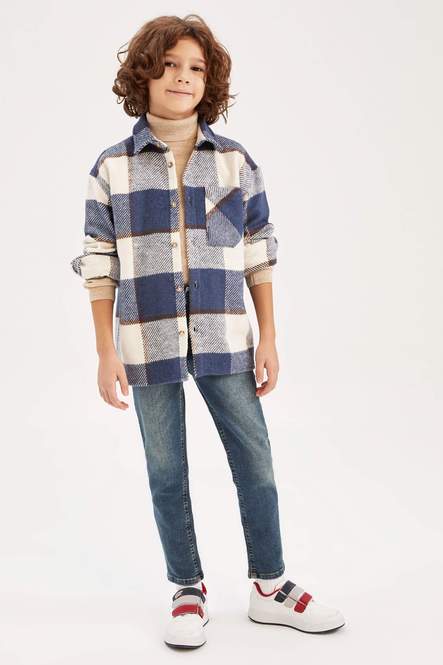 Ұл балаларға арналған ұзын жеңді фланельді көйлегі