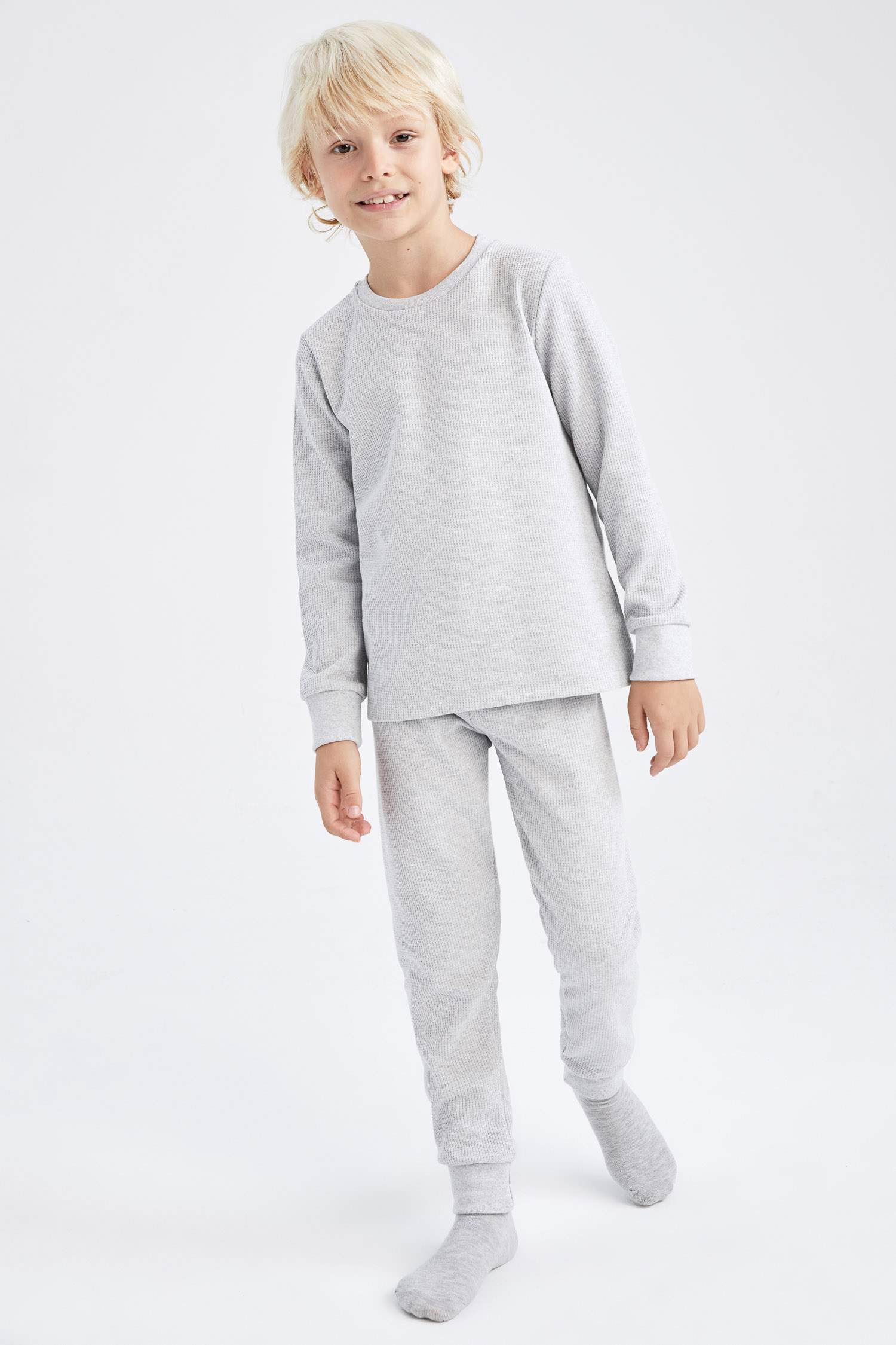 Пижама вязанная стандартного кроя 2 шт. для мальчиков