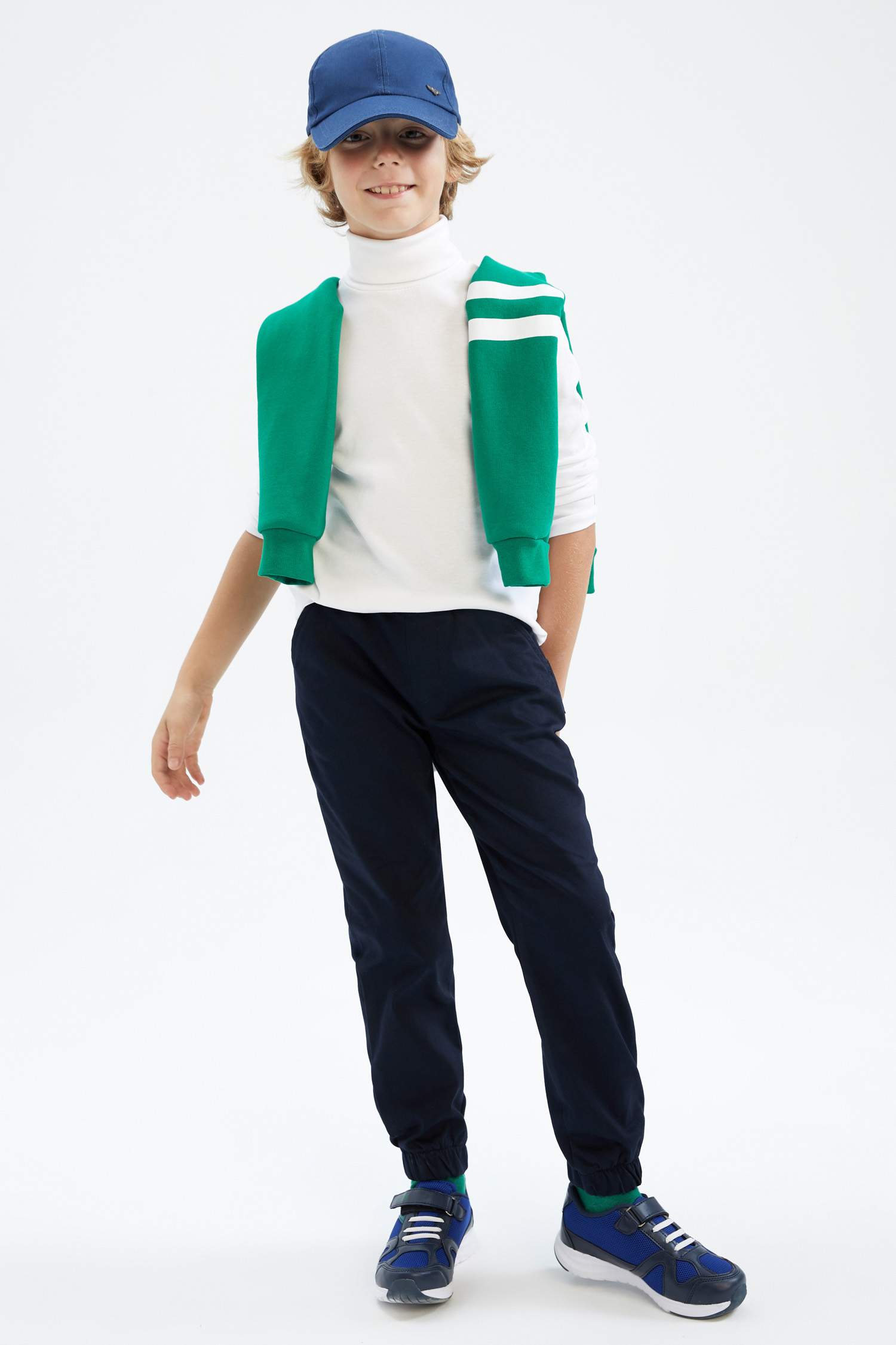 Ұлдарға мойынжейде ұзын жеңді Ұзын жеңді футболка