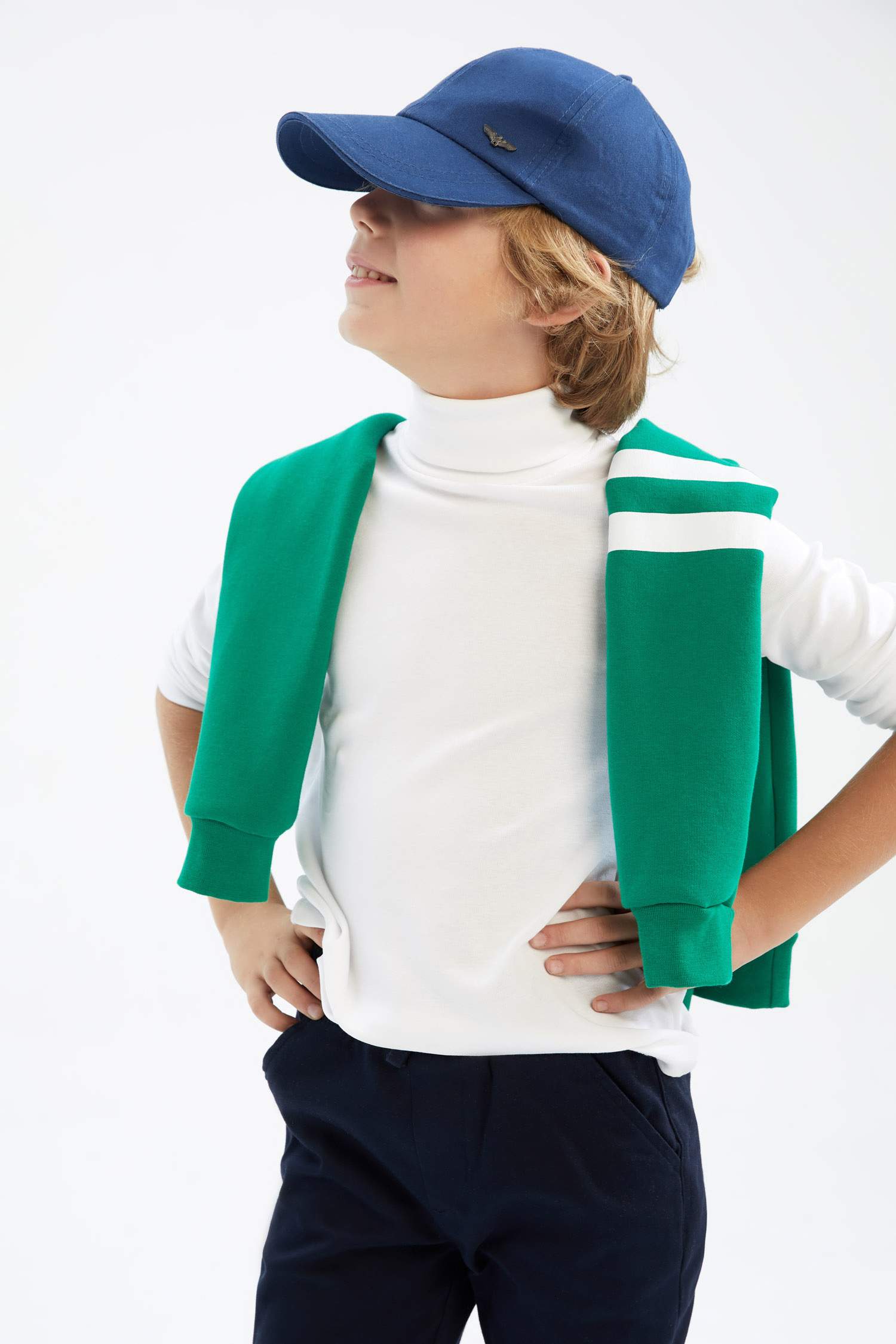 Ұлдарға мойынжейде ұзын жеңді Ұзын жеңді футболка