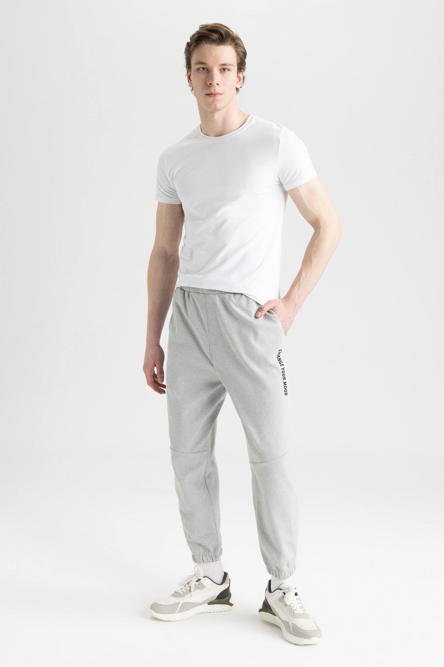 Nike av15 Knit Jogger с фиолетовым оттенком