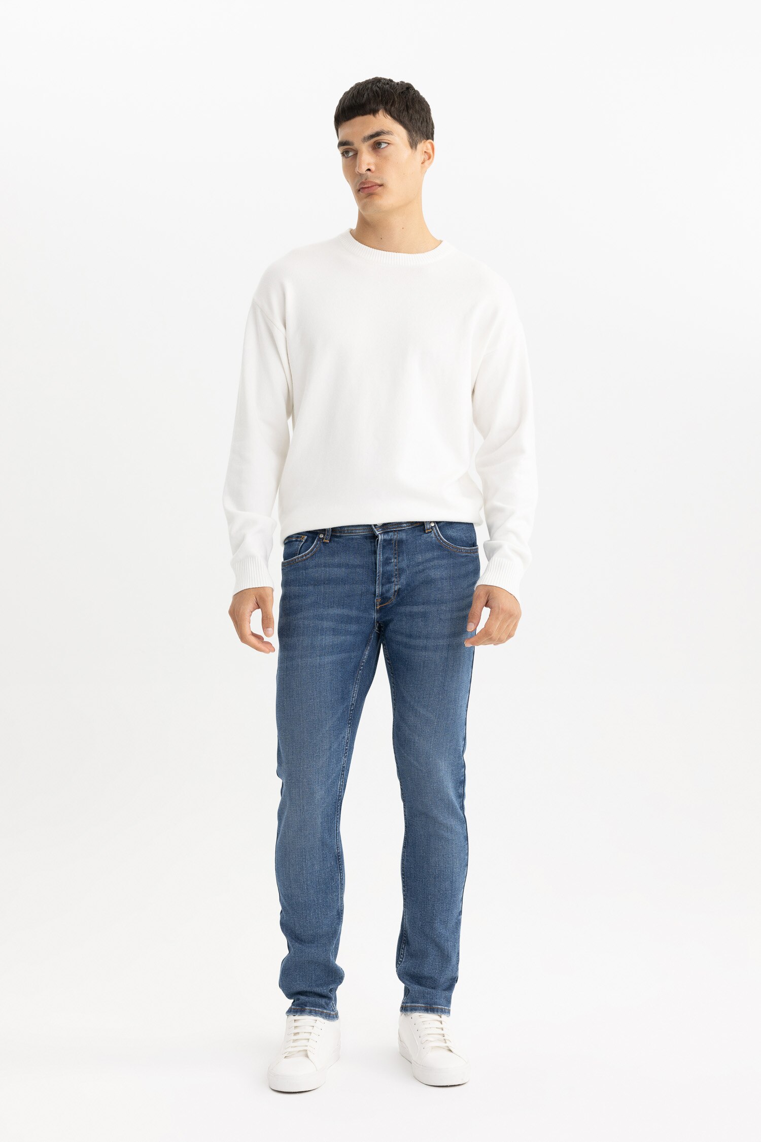 Blue MAN Pedro Slim Fit Slim Fit Normal Waist Narrow Leg Jeans