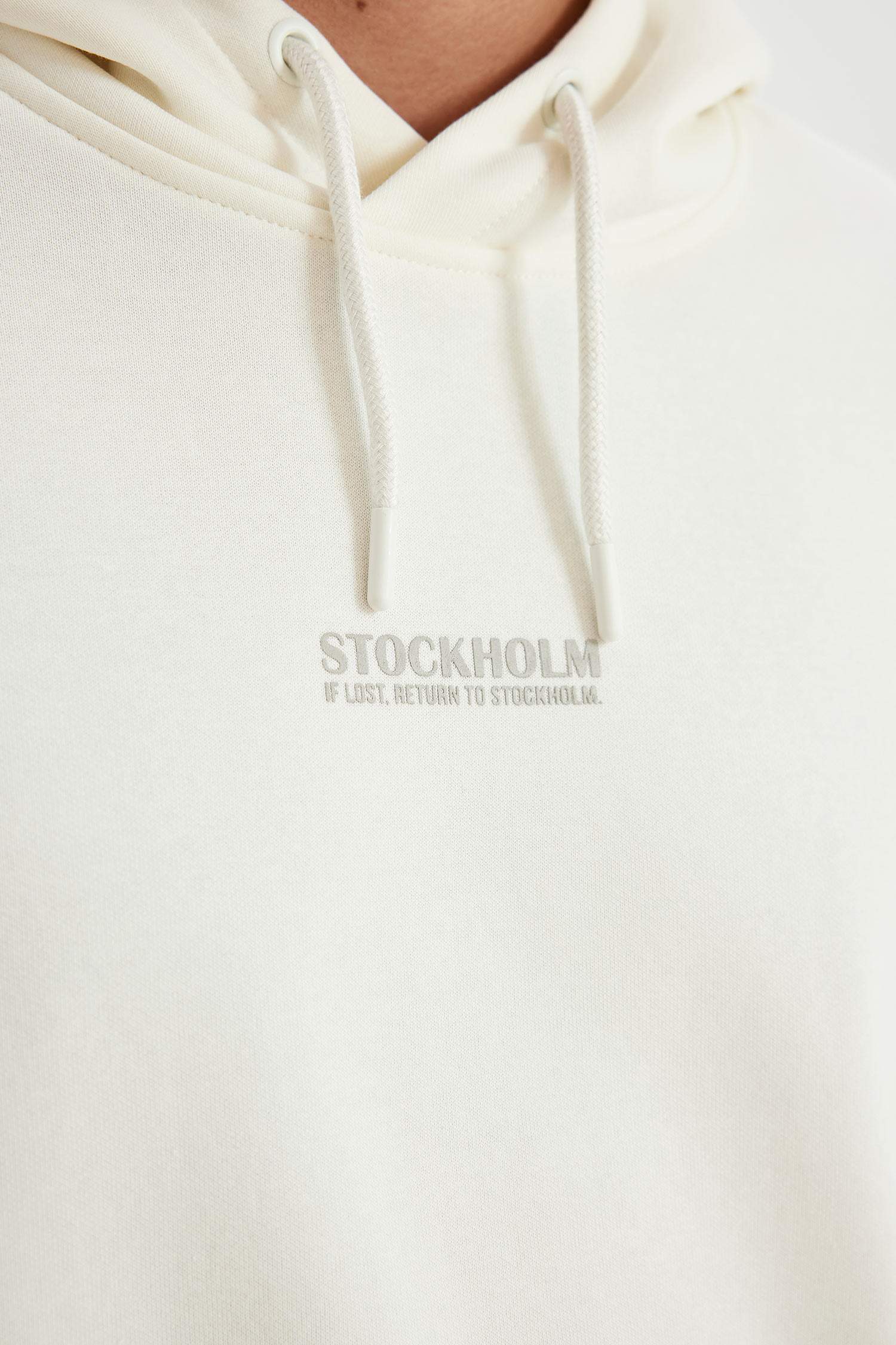 Relax Fit Long Sleeve Sweatshirt