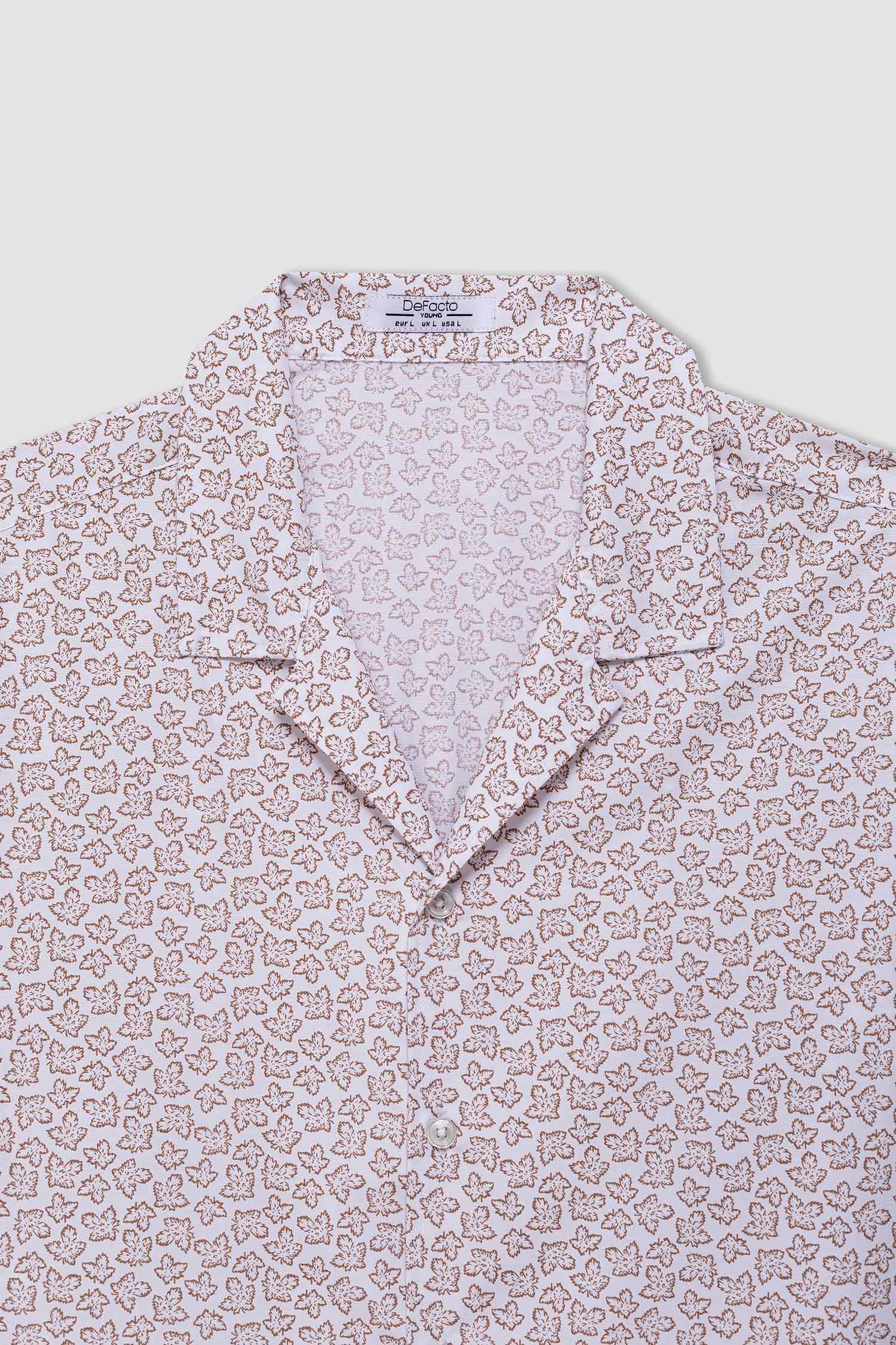 Regular Fit Resort Collar Printed Short Sleeve Shirt