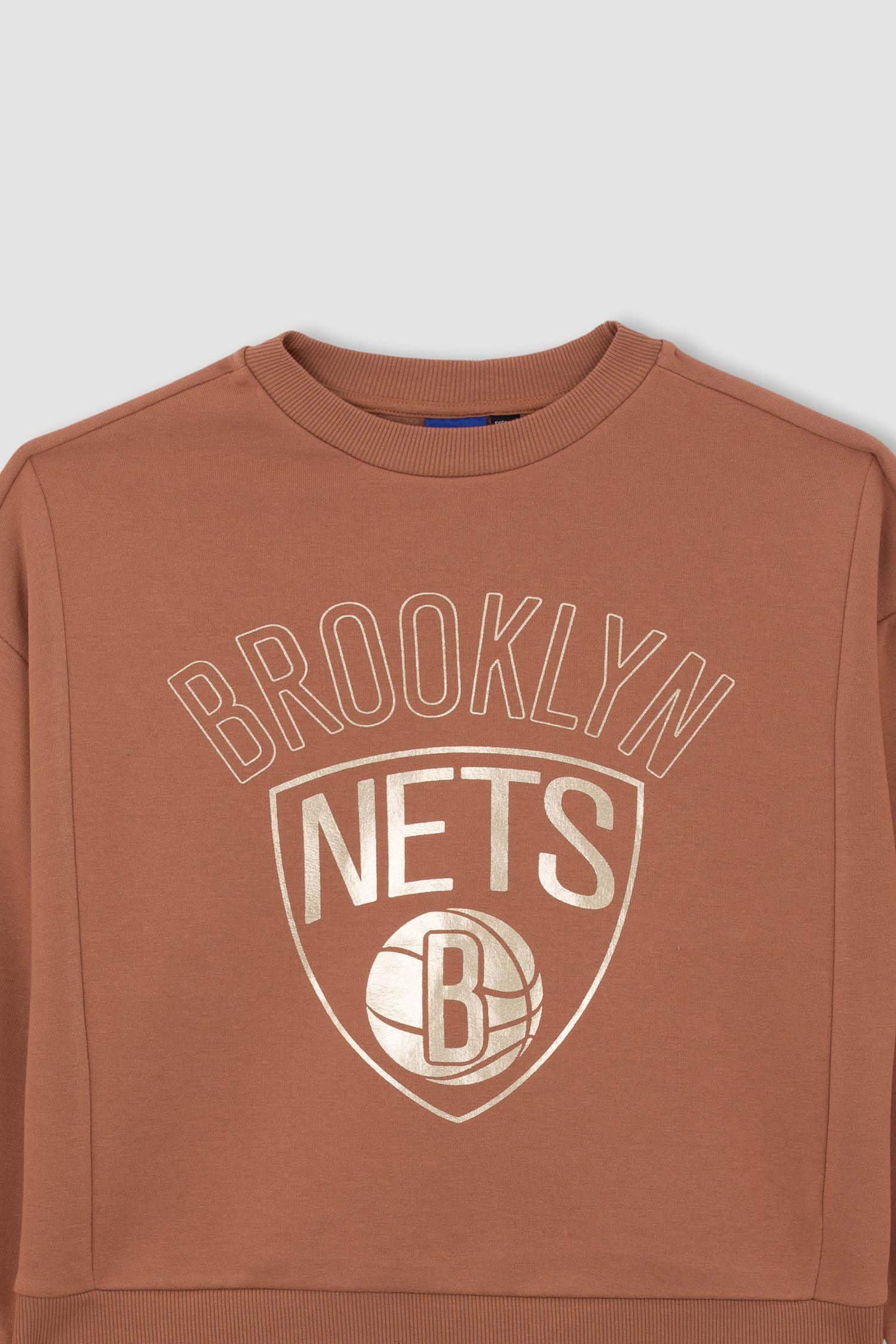 Defacto Fit NBA Brooklyn Nets Crew Neck Sweatshirt