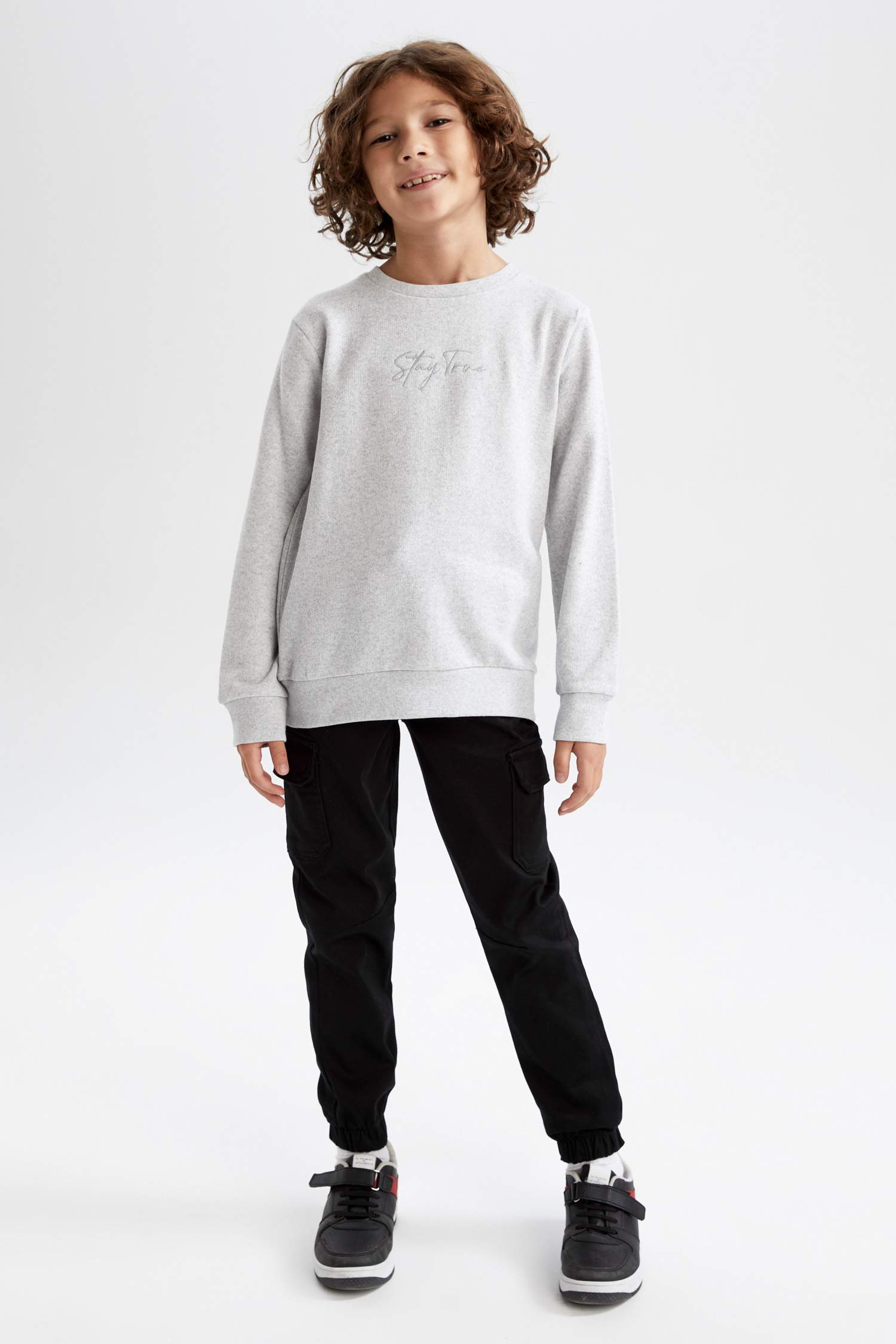 Свитшот стандартного кроя для мальчиков